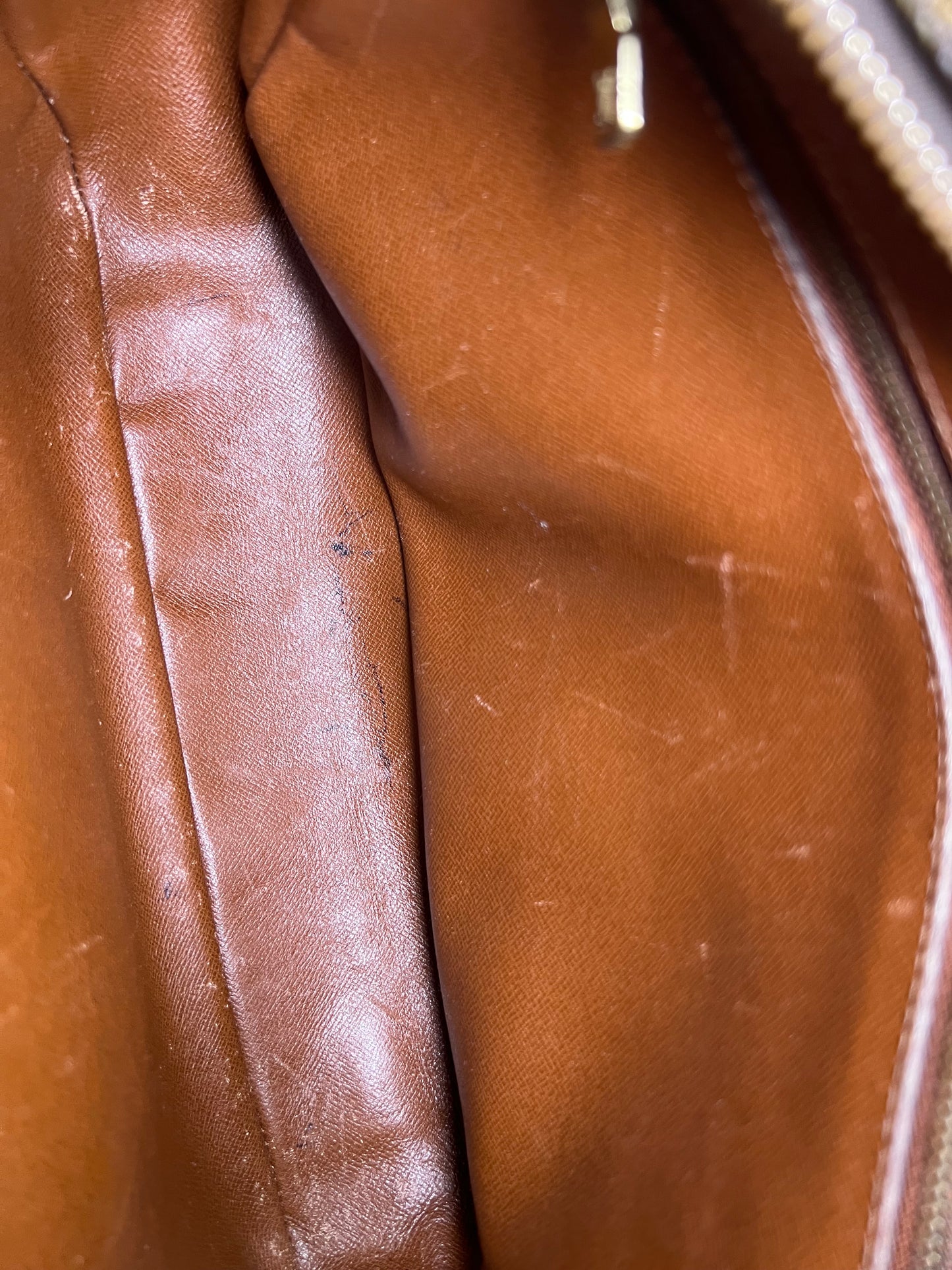 Louis Vuitton Nile PM