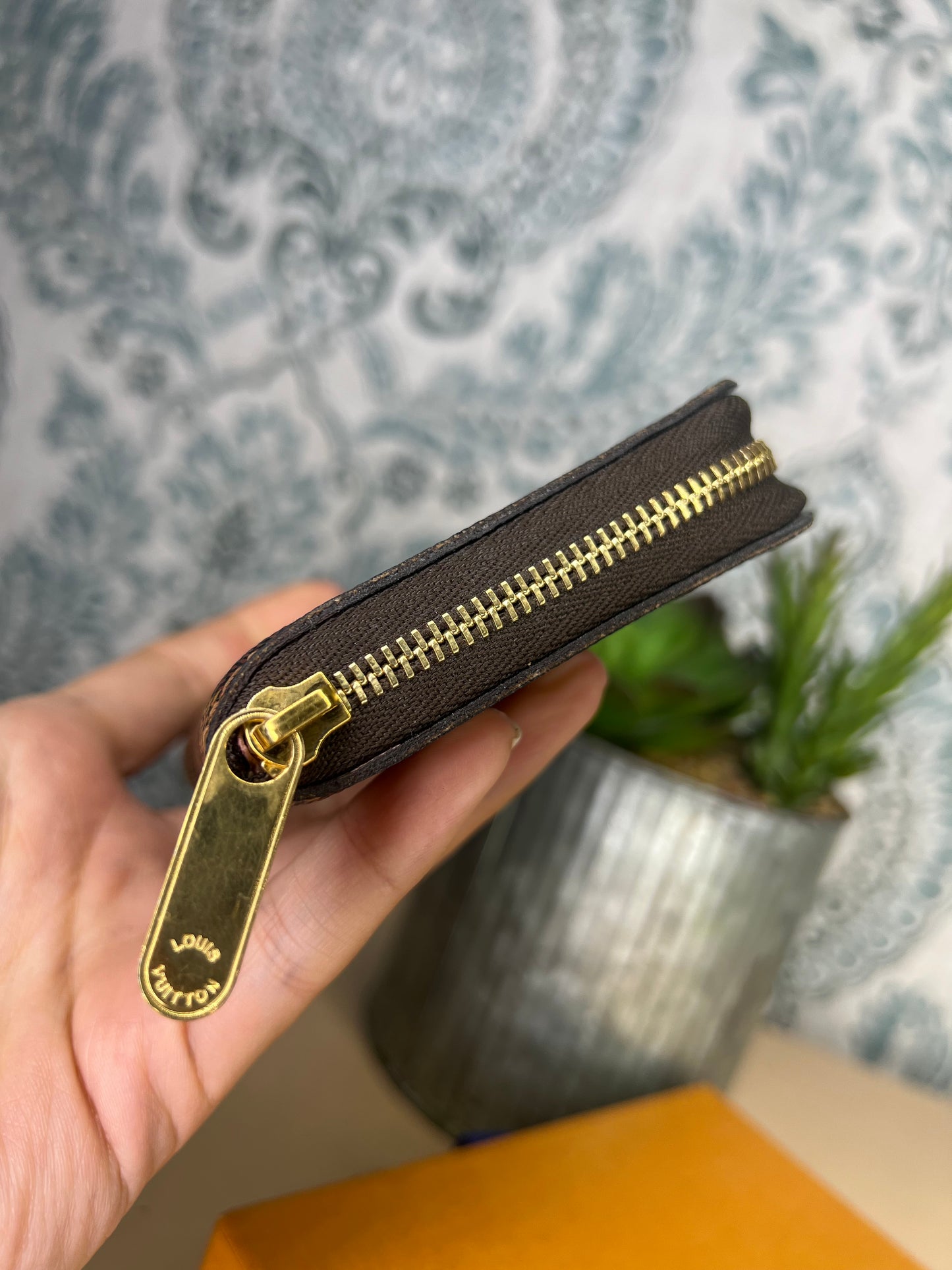 Louis Vuitton Rose Ballerine Zippy Compact Wallet