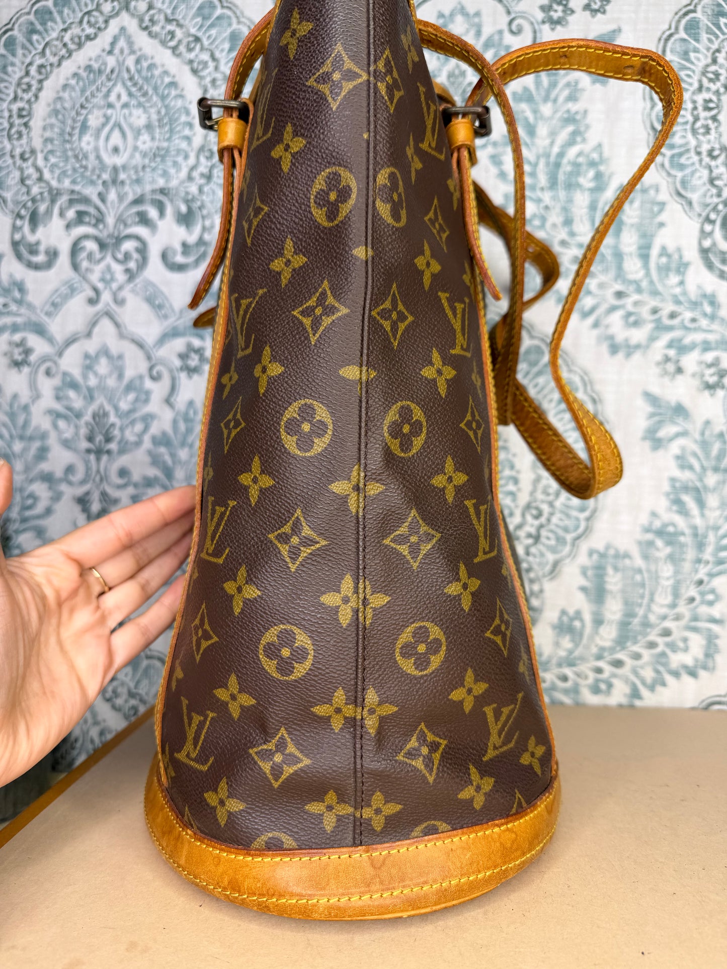 Louis Vuitton Bucket GM