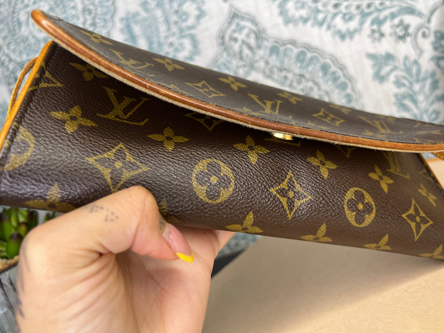 Louis Vuitton Twin Pochette GM