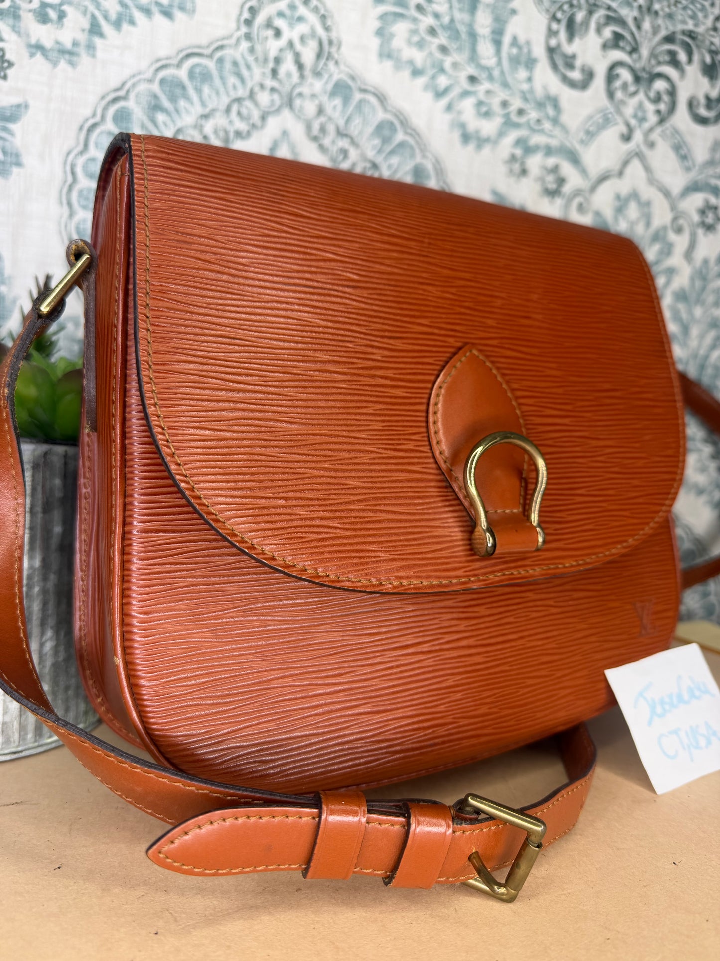 Louis Vuitton Epi Saint Cloud GM
