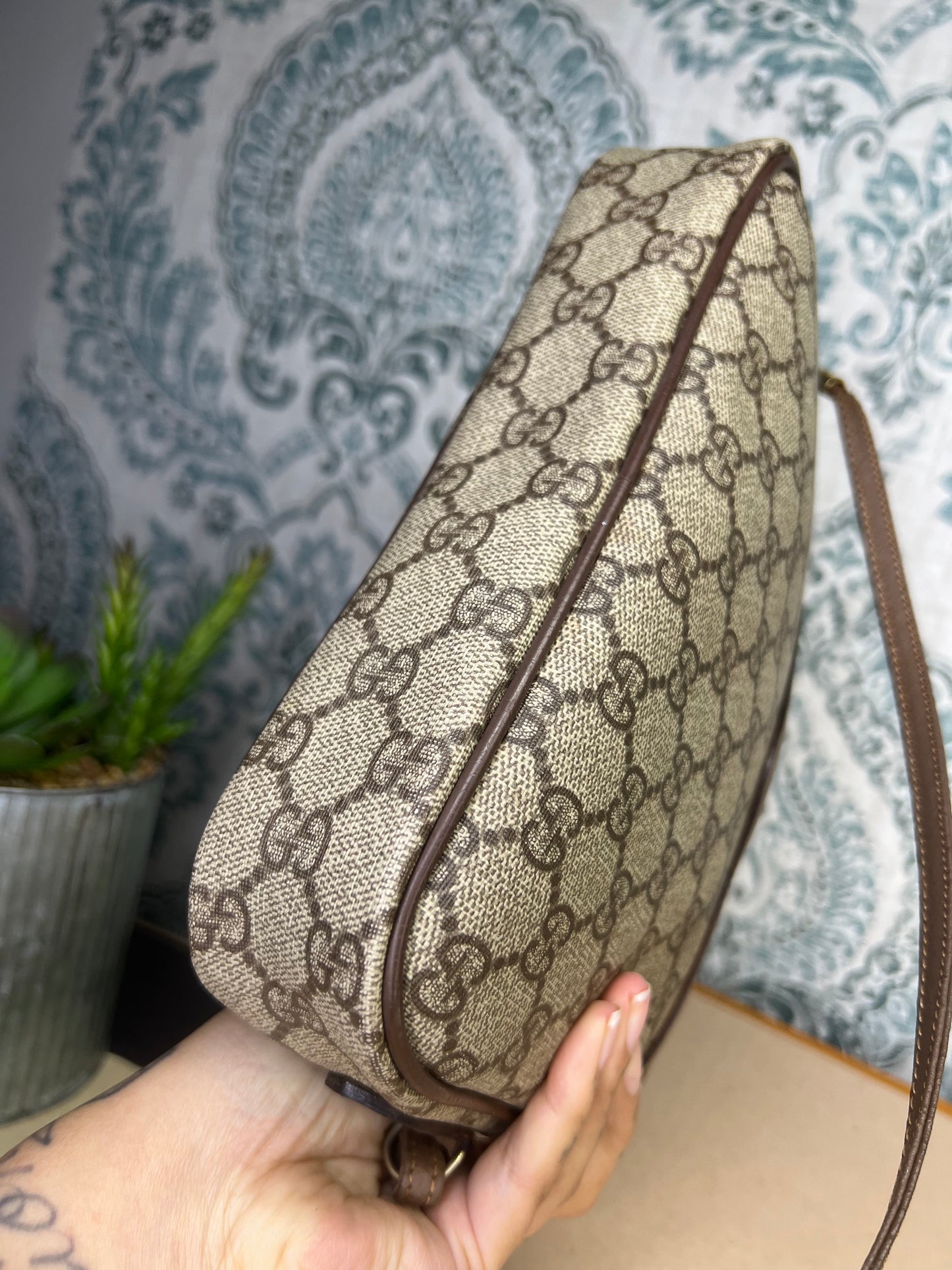 Gucci Supreme Vintage Purse