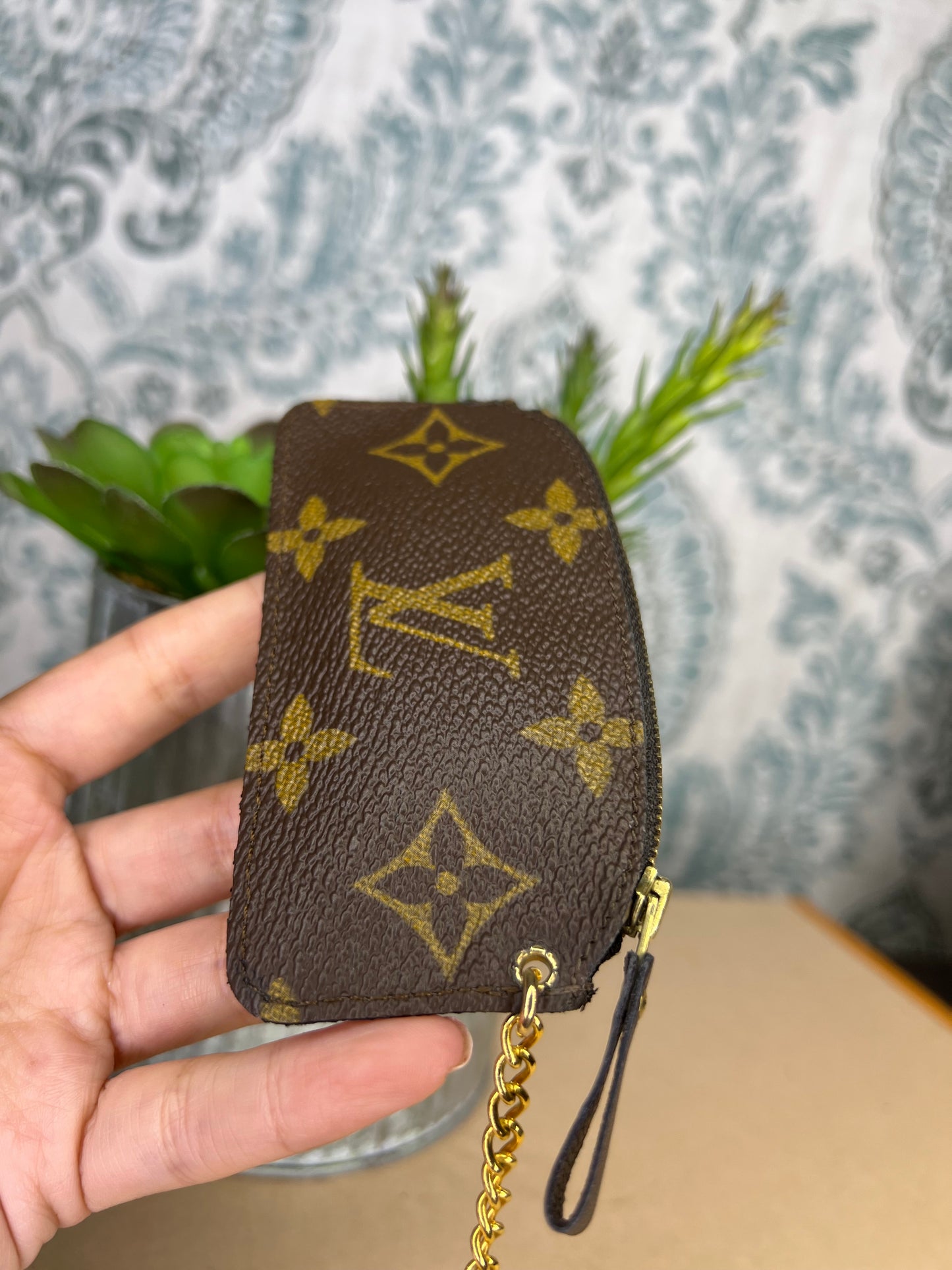 Louis Vuitton Monogram Vintage Key Cles