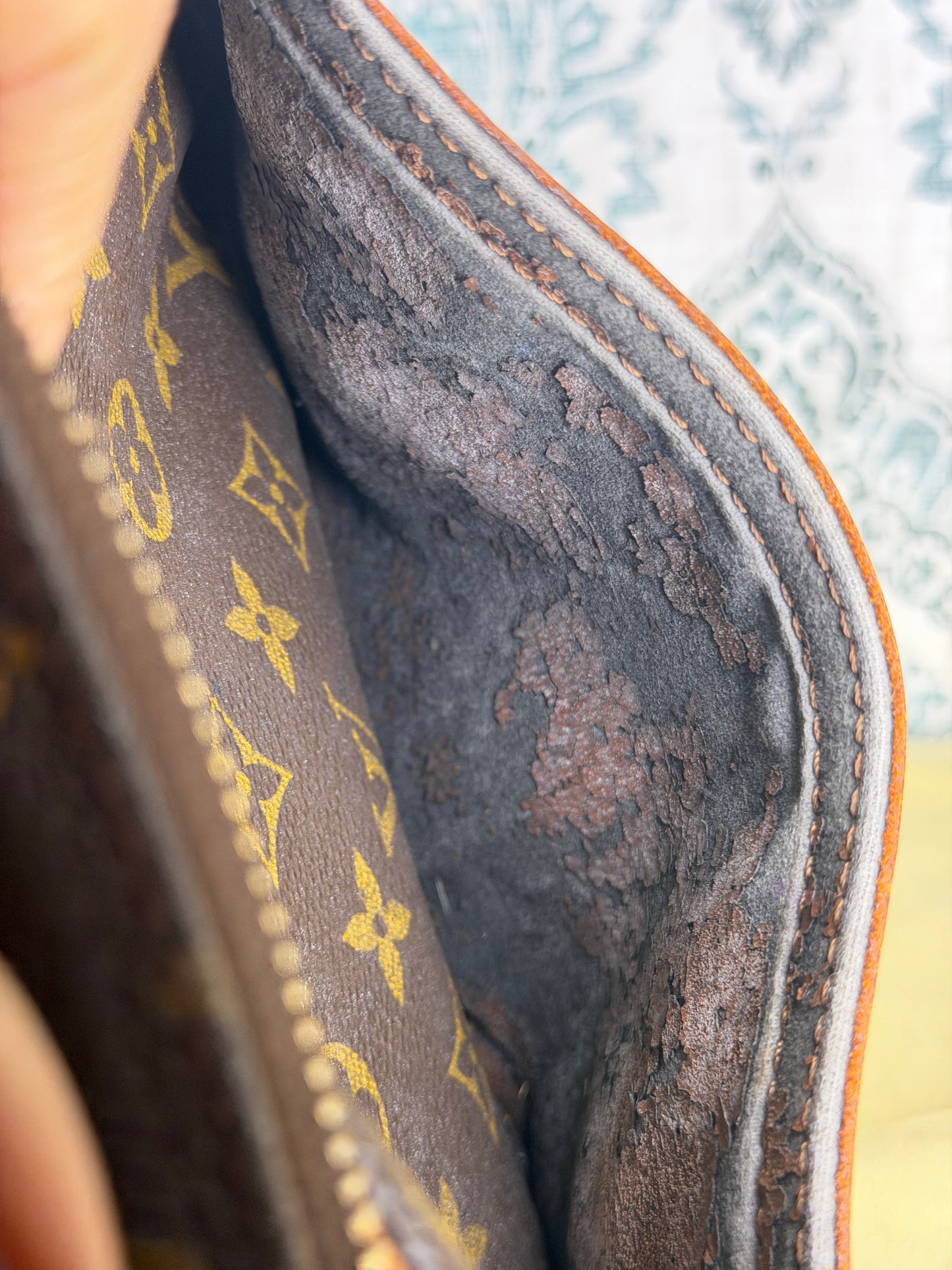 Louis Vuitton Blois