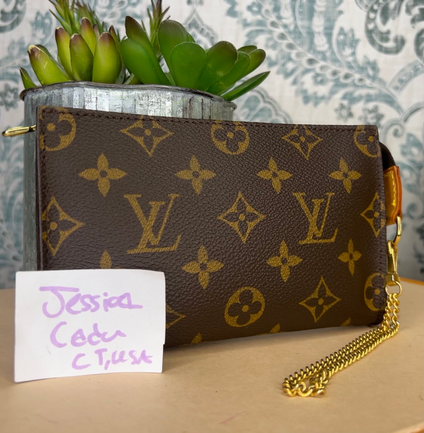 Louis Vuitton Bucket PM Pouch