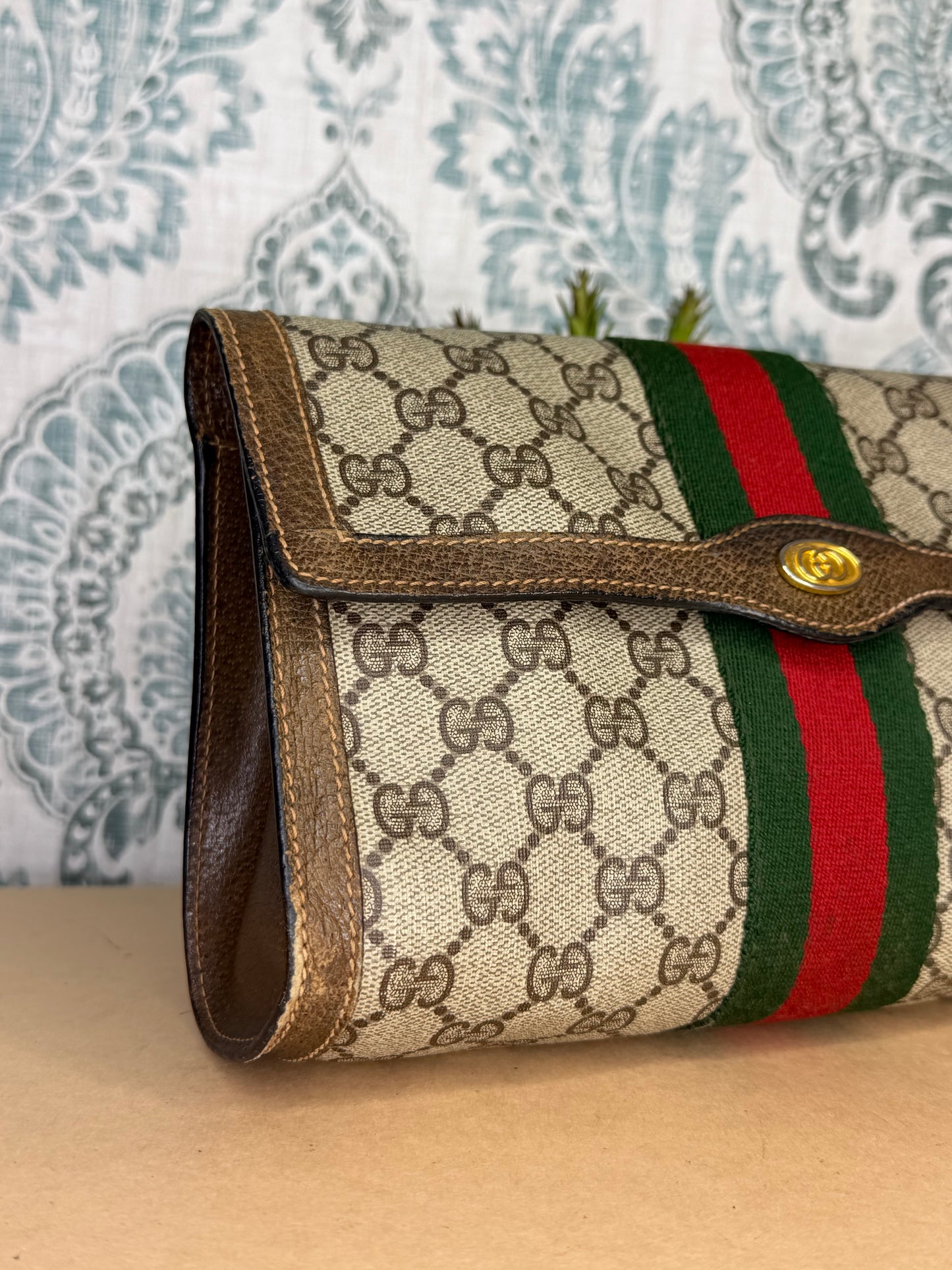 Gucci Sherry Line Clutch