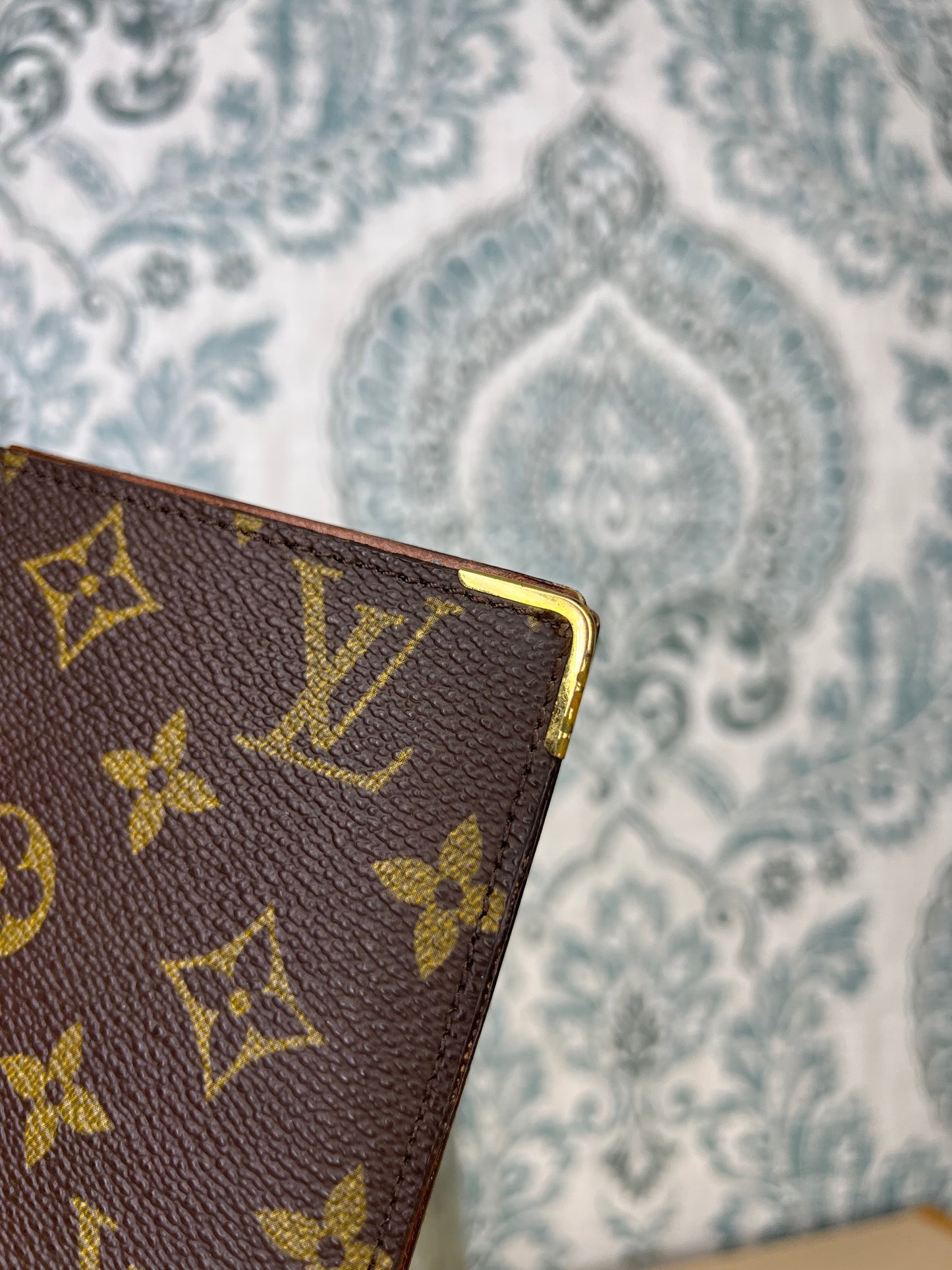 Louis Vuitton Monogram Vintage Vertical Wallet