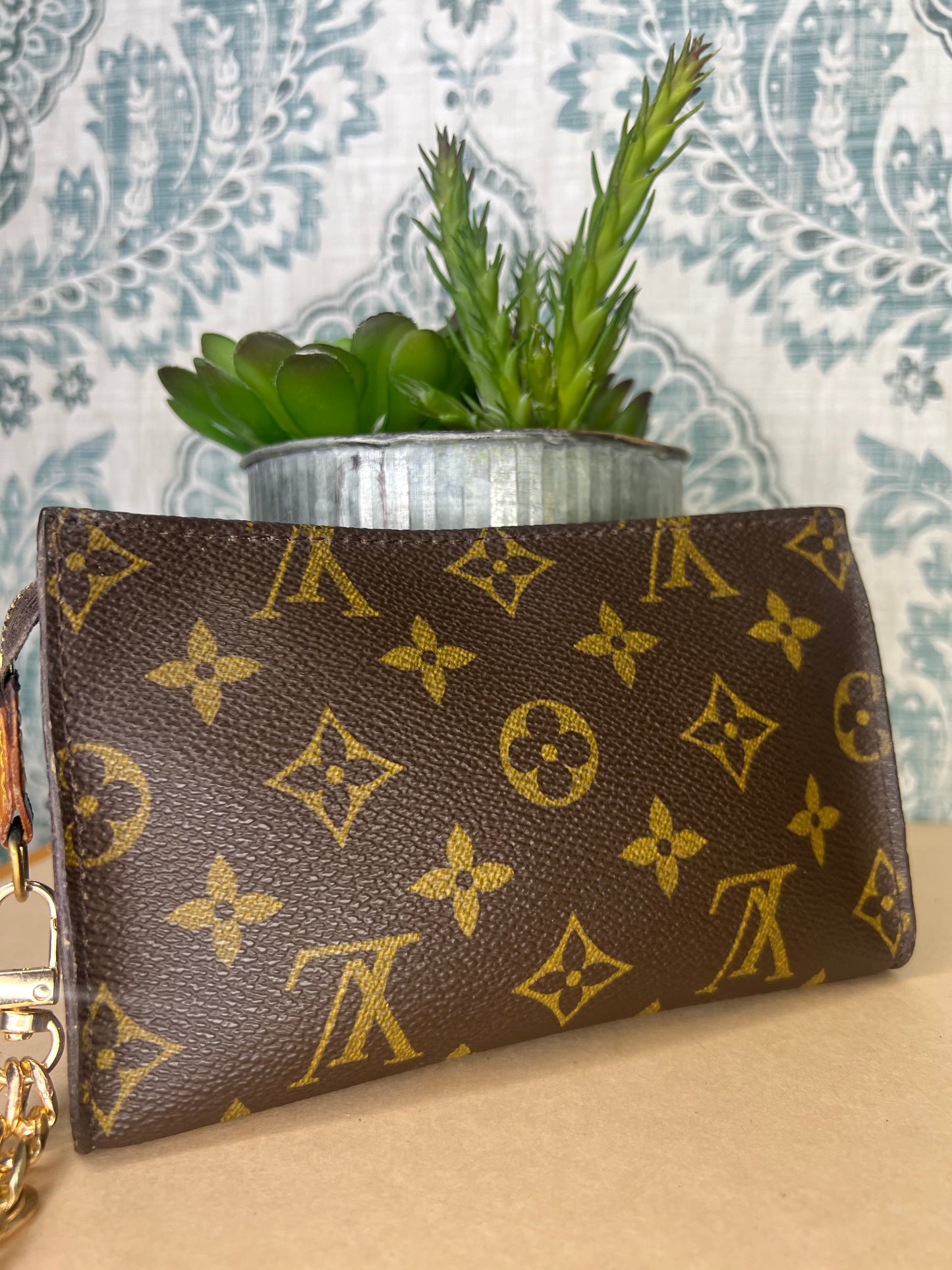 Louis Vuitton Bucket PM Pouch