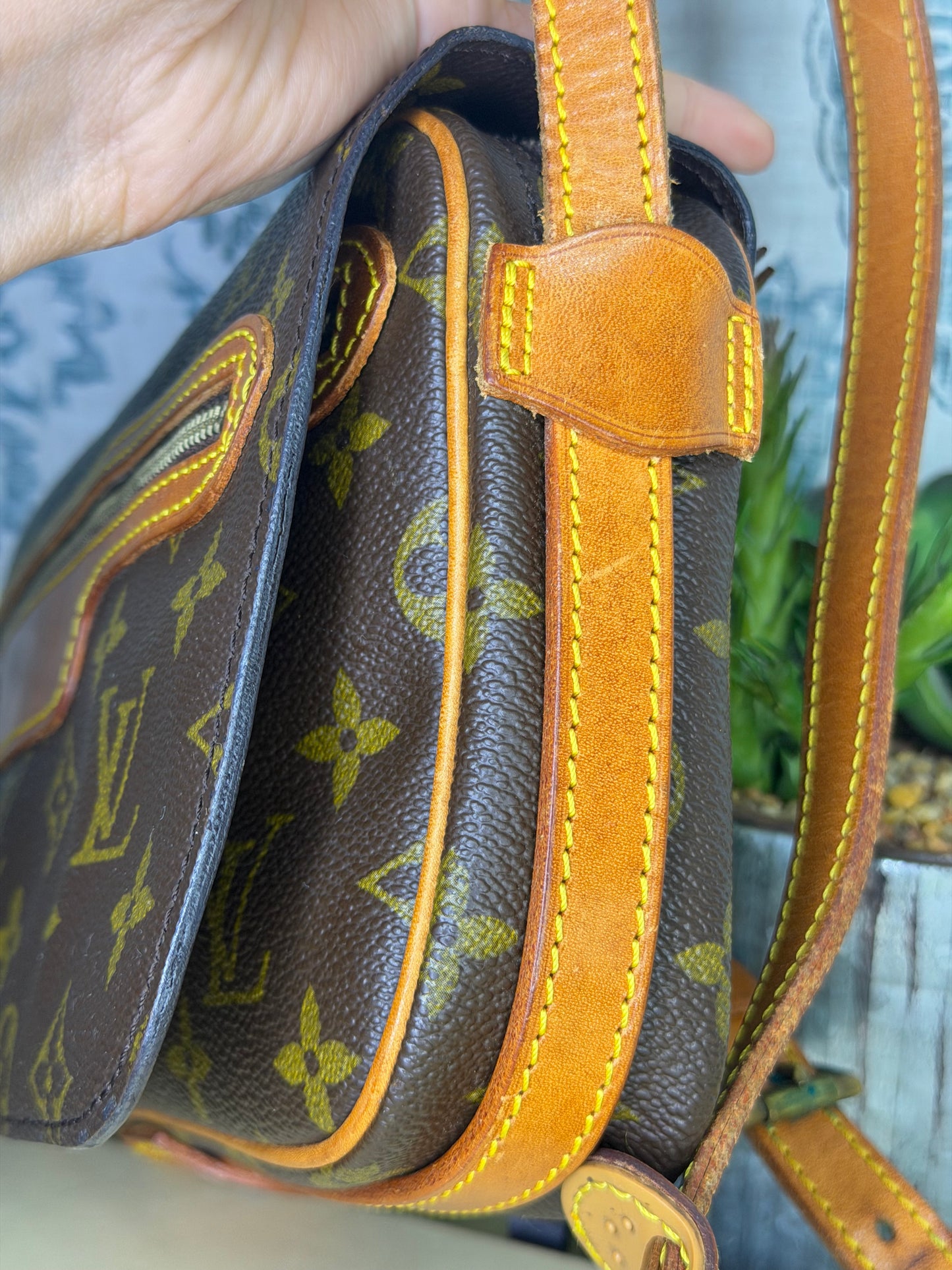 Louis Vuitton Saint Germain 24