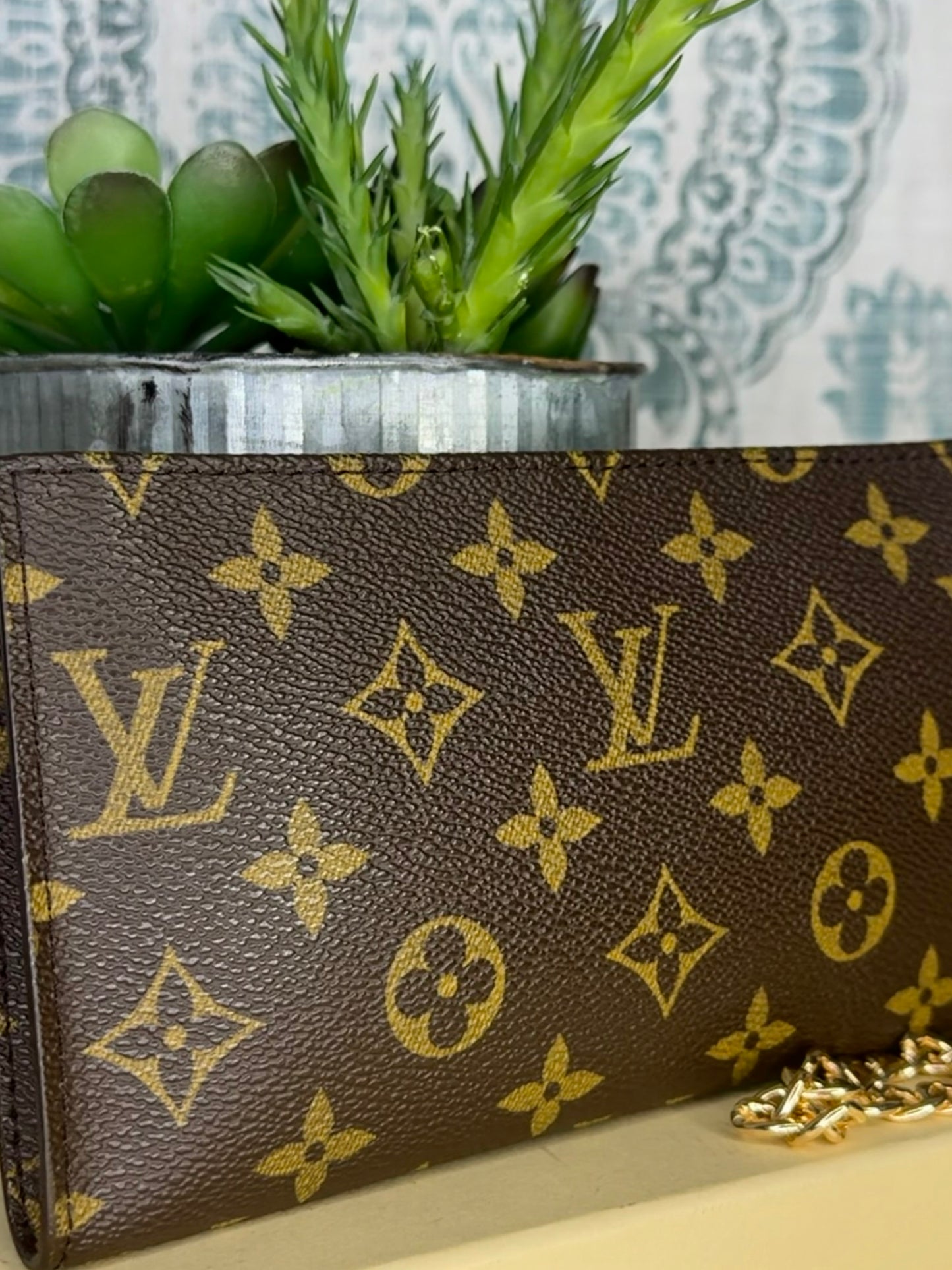 Louis Vuitton Bucket GM Pochette