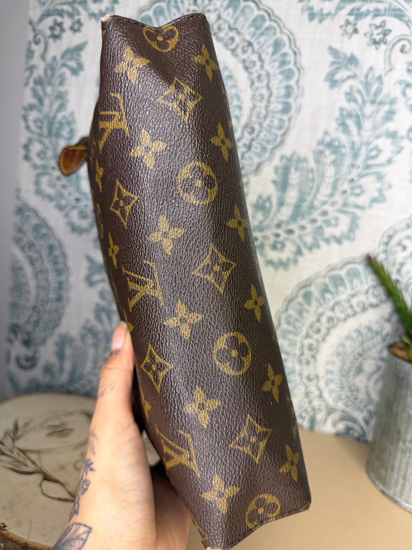 Louis Vuitton Toiletry 26 #1 (needs new zipper)