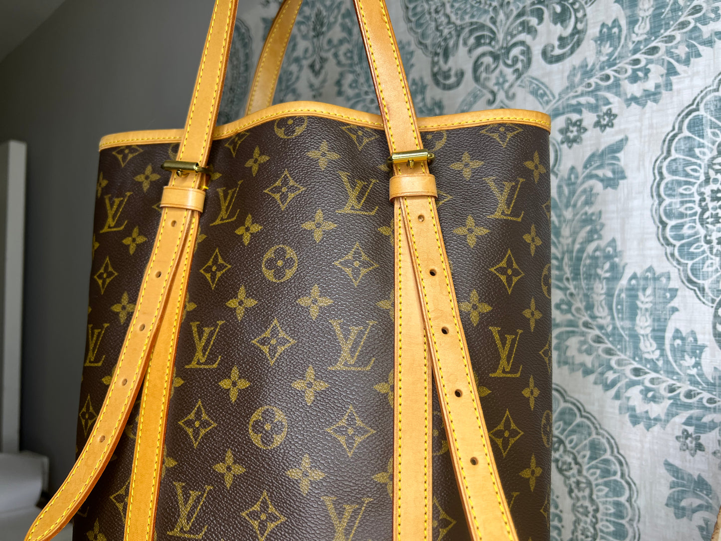 Louis Vuitton Bucket GM