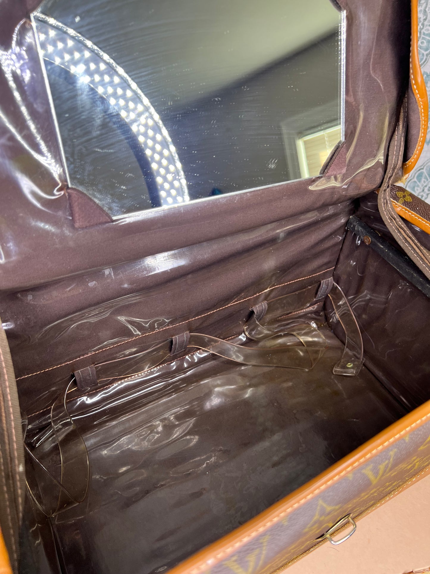 Louis Vuitton French Company Vintage Train Case / Cosmetic Case