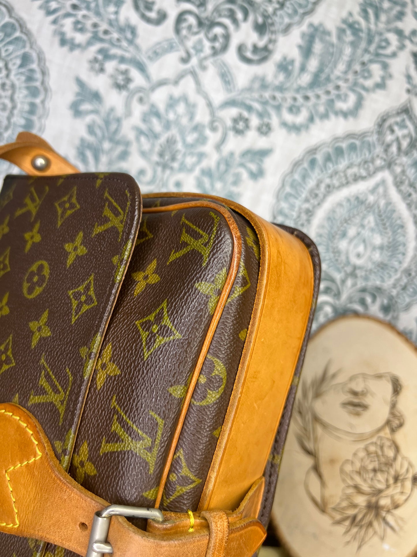 Louis Vuitton Cartouchiere GM