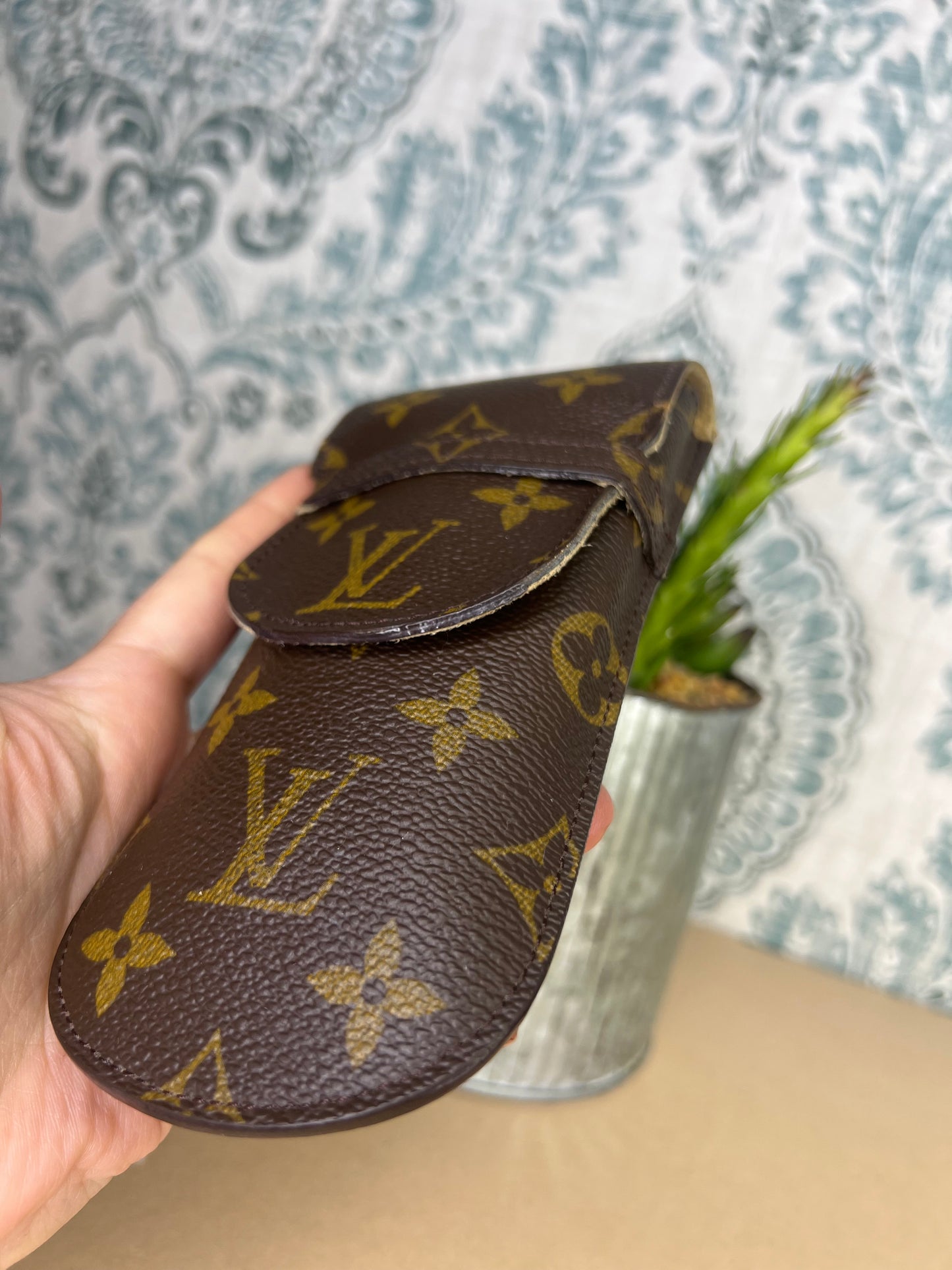 Louis Vuitton Etui Lunette Rabat Glasses Case