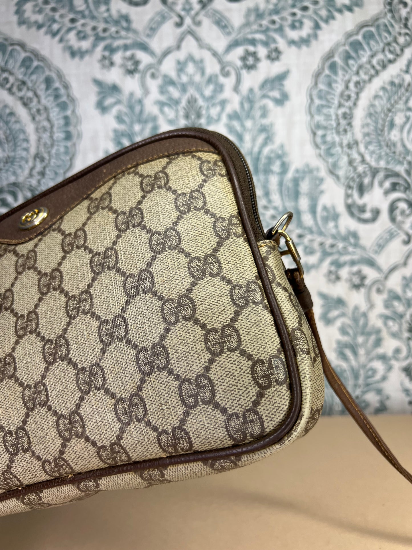 Gucci Supreme Vintage Purse