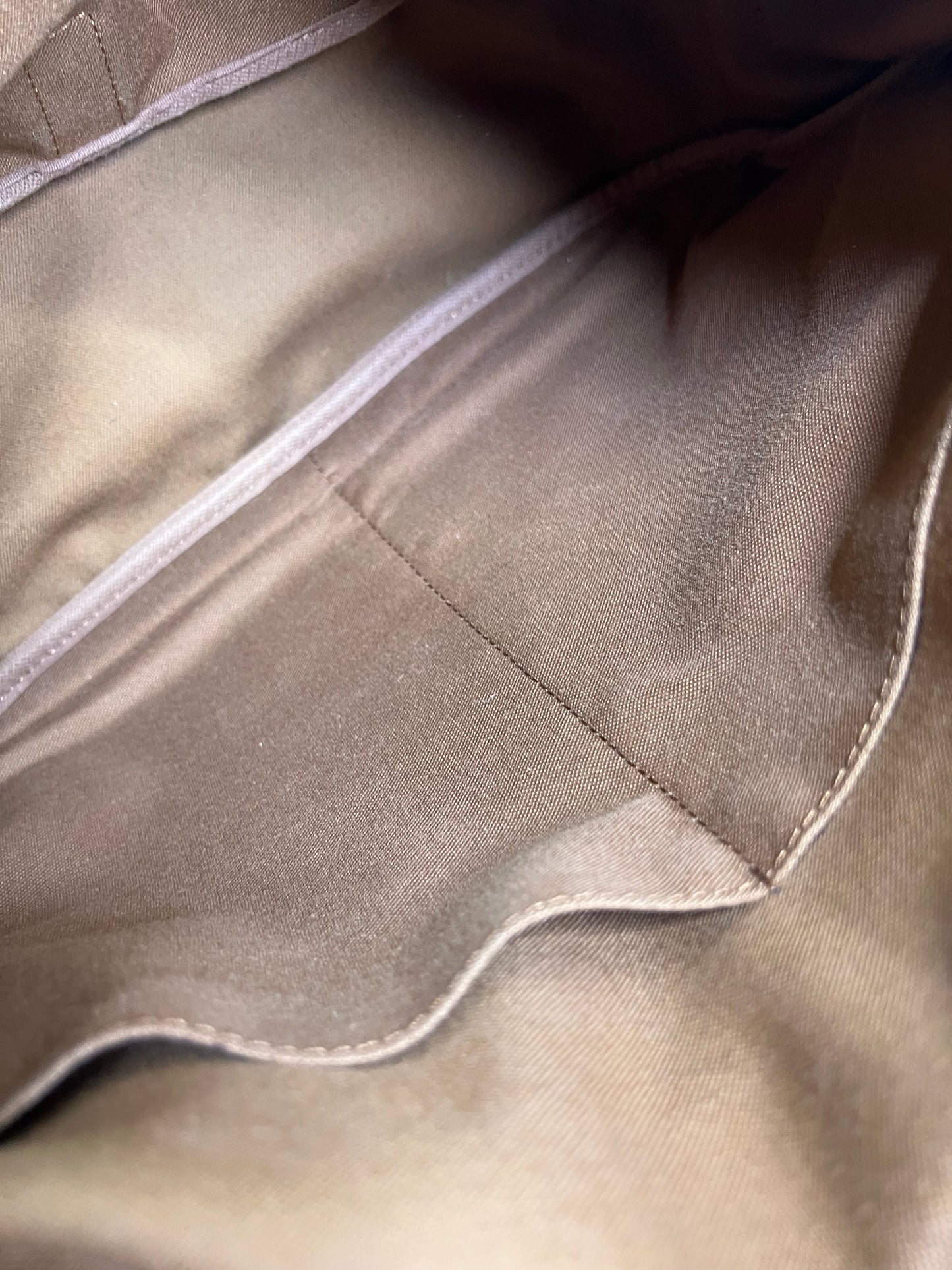 Louis Vuitton Saumur 35