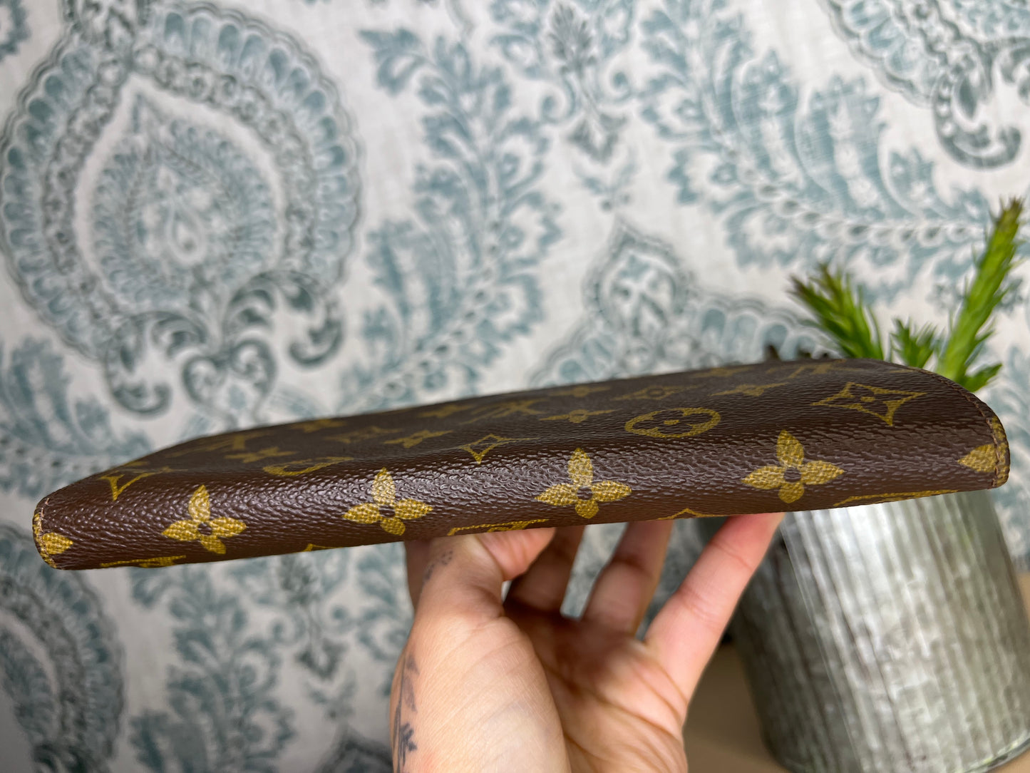 Louis Vuitton Rabat 20 Clutch
