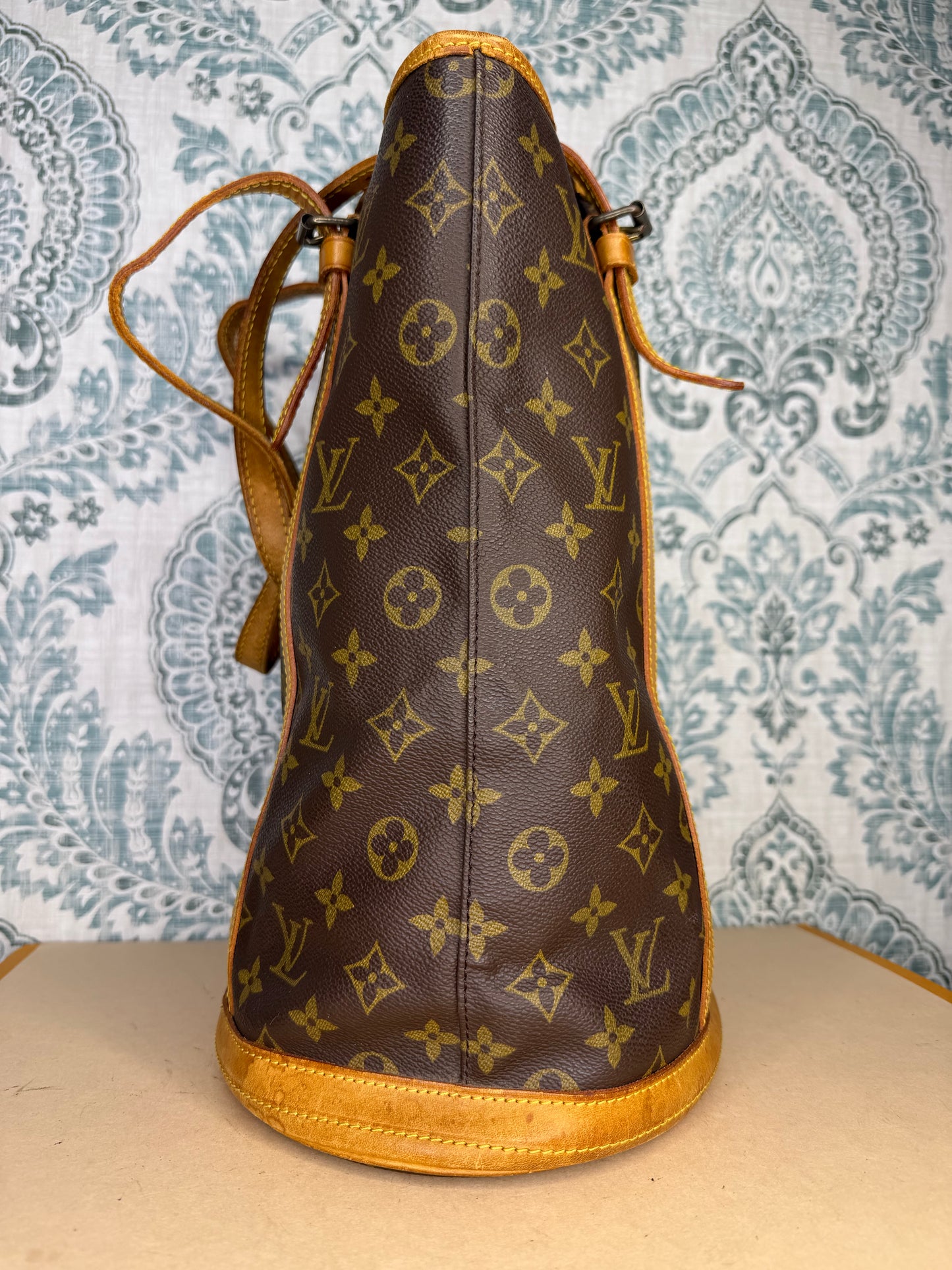 Louis Vuitton Bucket GM