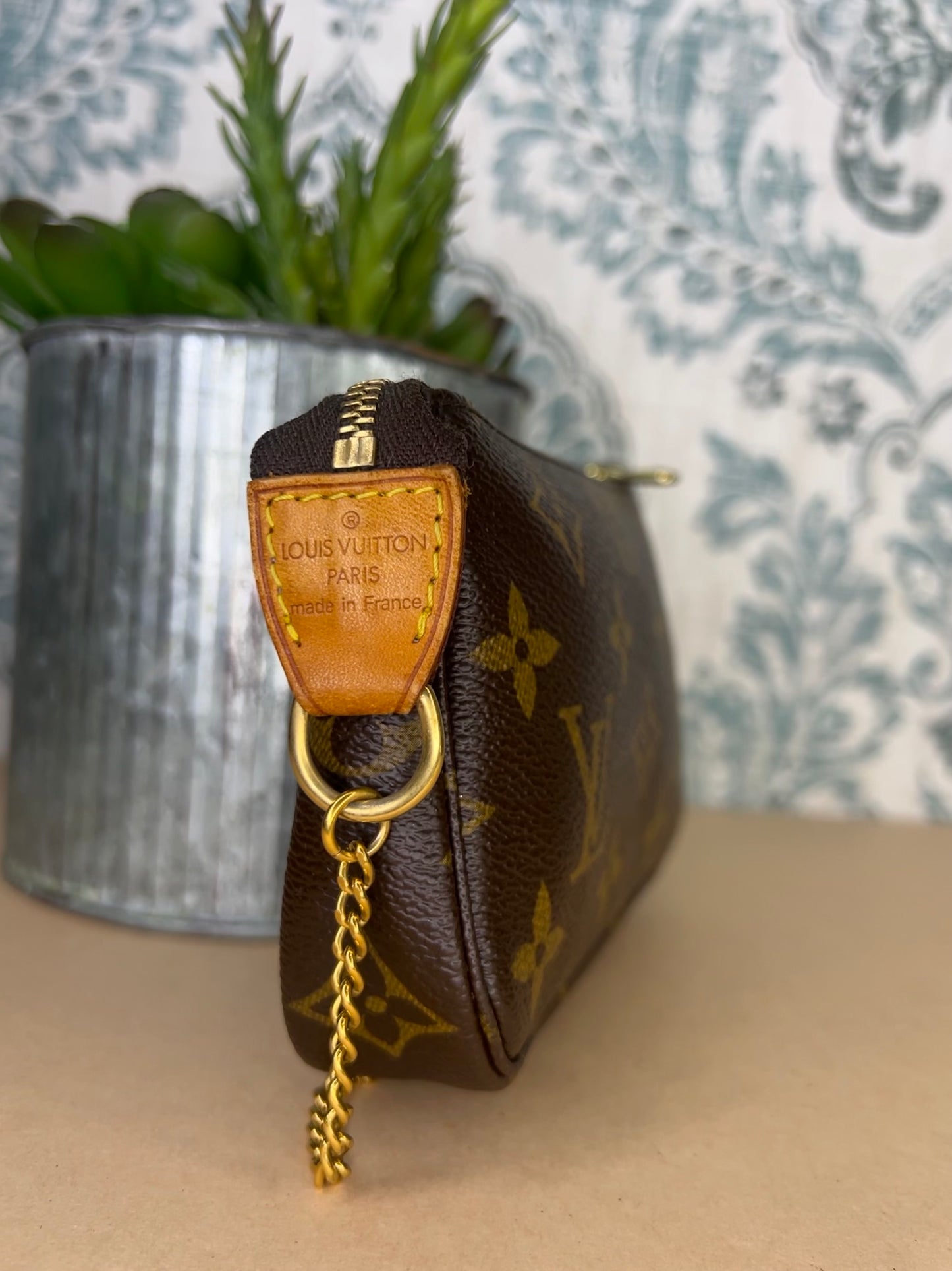 Louis Vuitton Mini Pochette