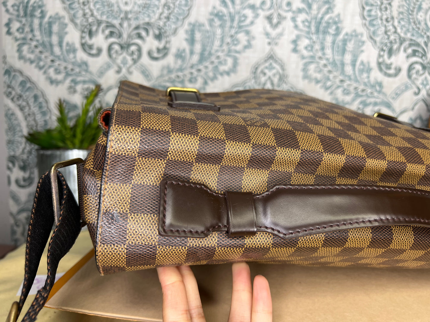 Louis Vuitton Broadway Messenger