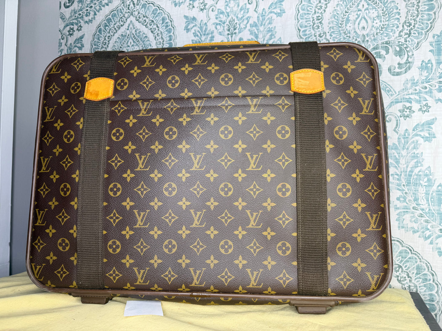 Louis Vuitton Satellite 53 Suit Case