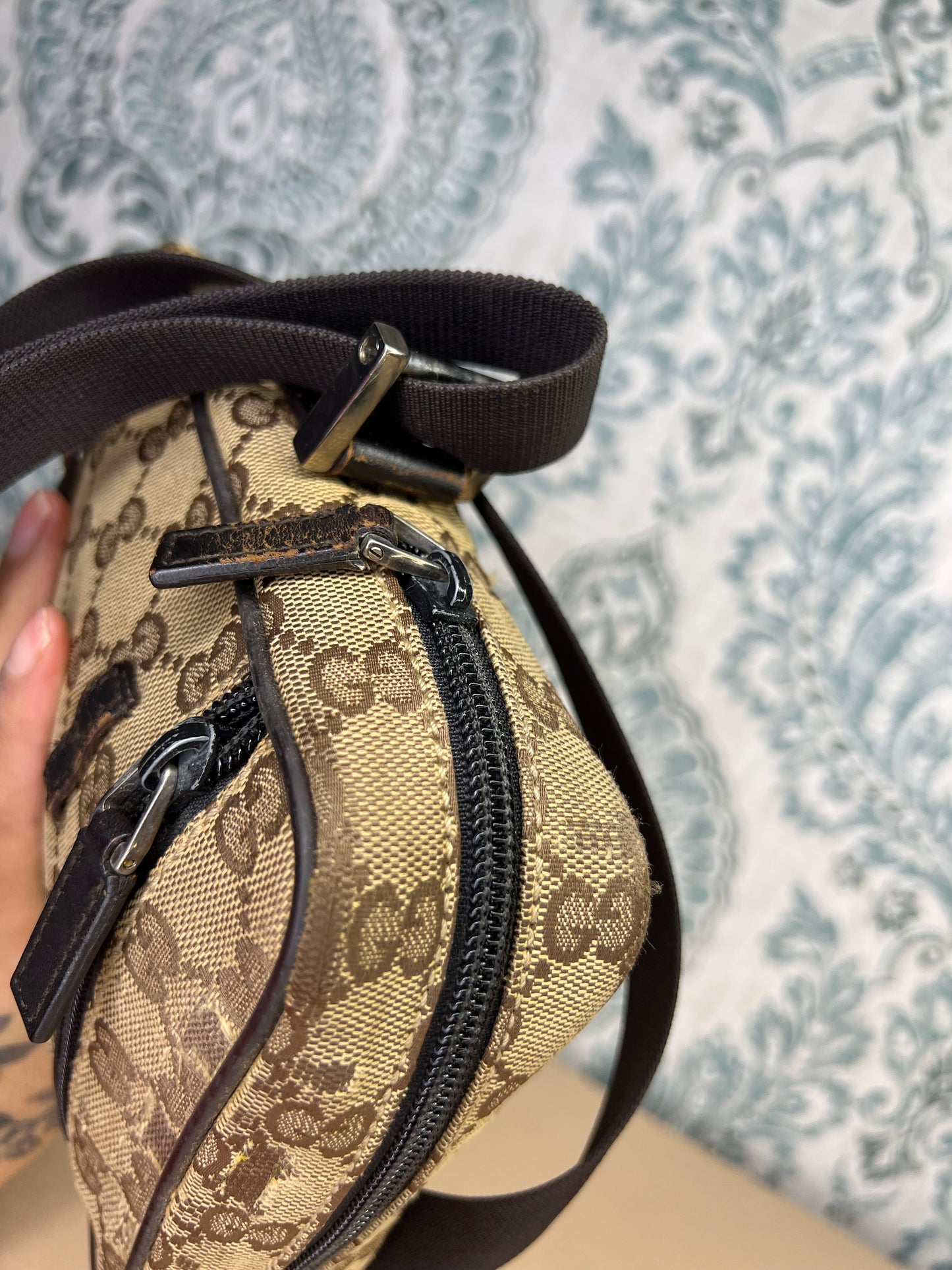 Gucci Mini Mesesenger Bag Crossbody