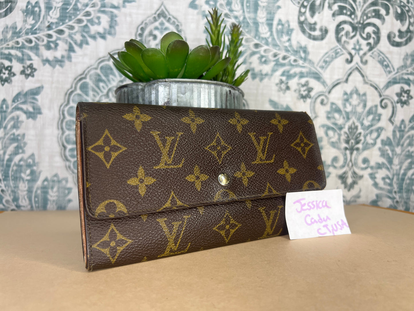 Louis Vuitton Monogram Sarah Wallet
