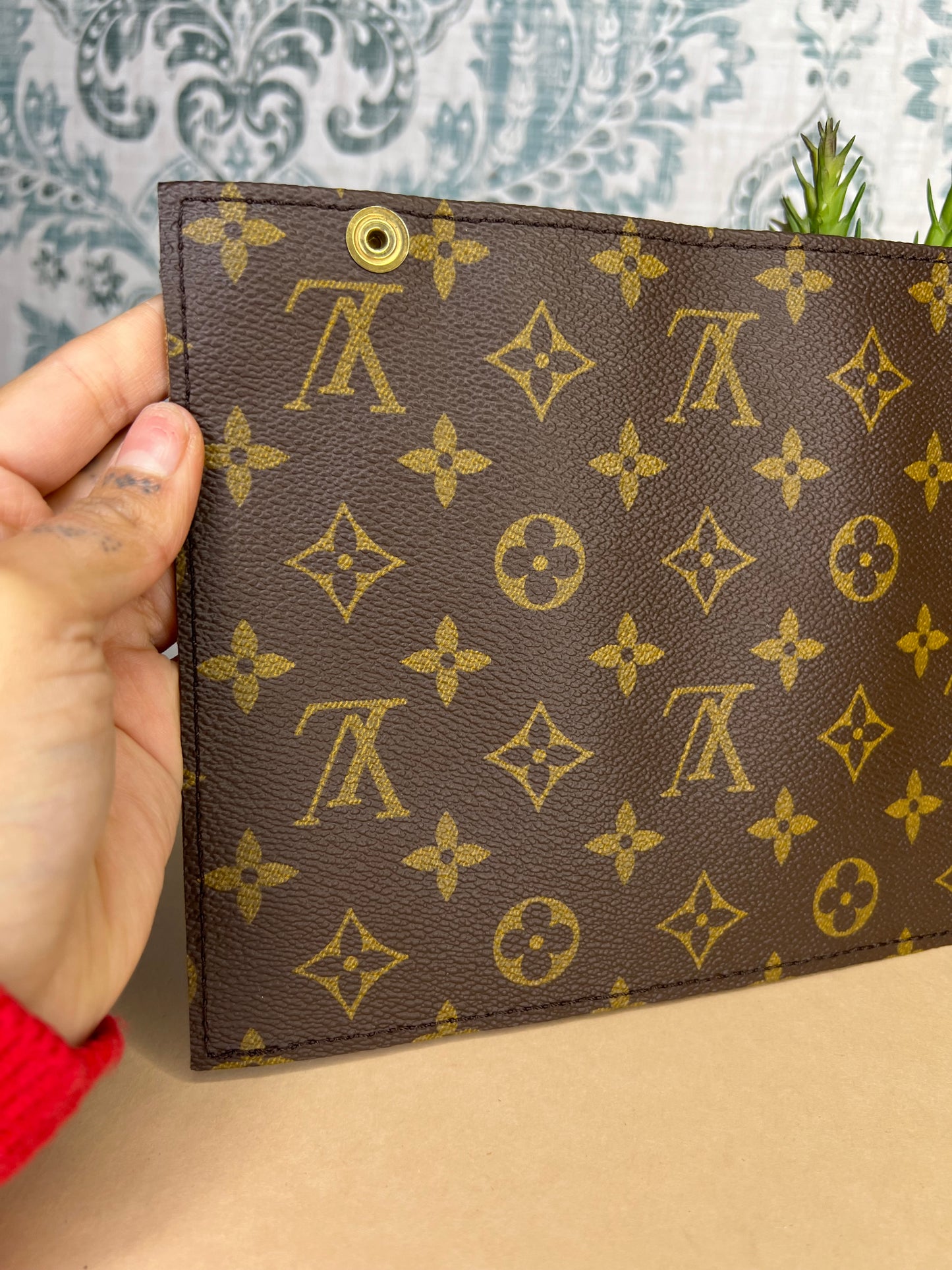 Louis Vuitton Randonnee Pouch H8