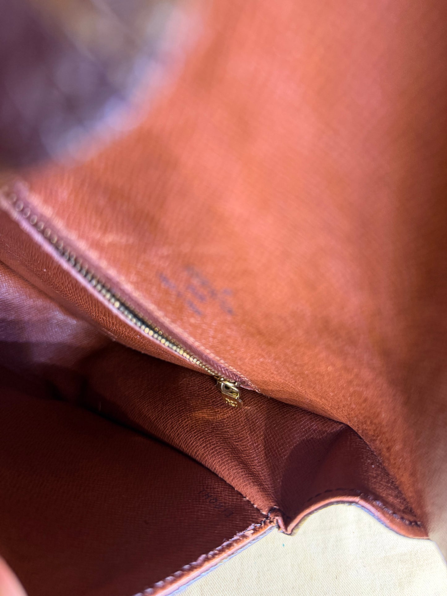 Louis Vuitton Saint Cloud MM