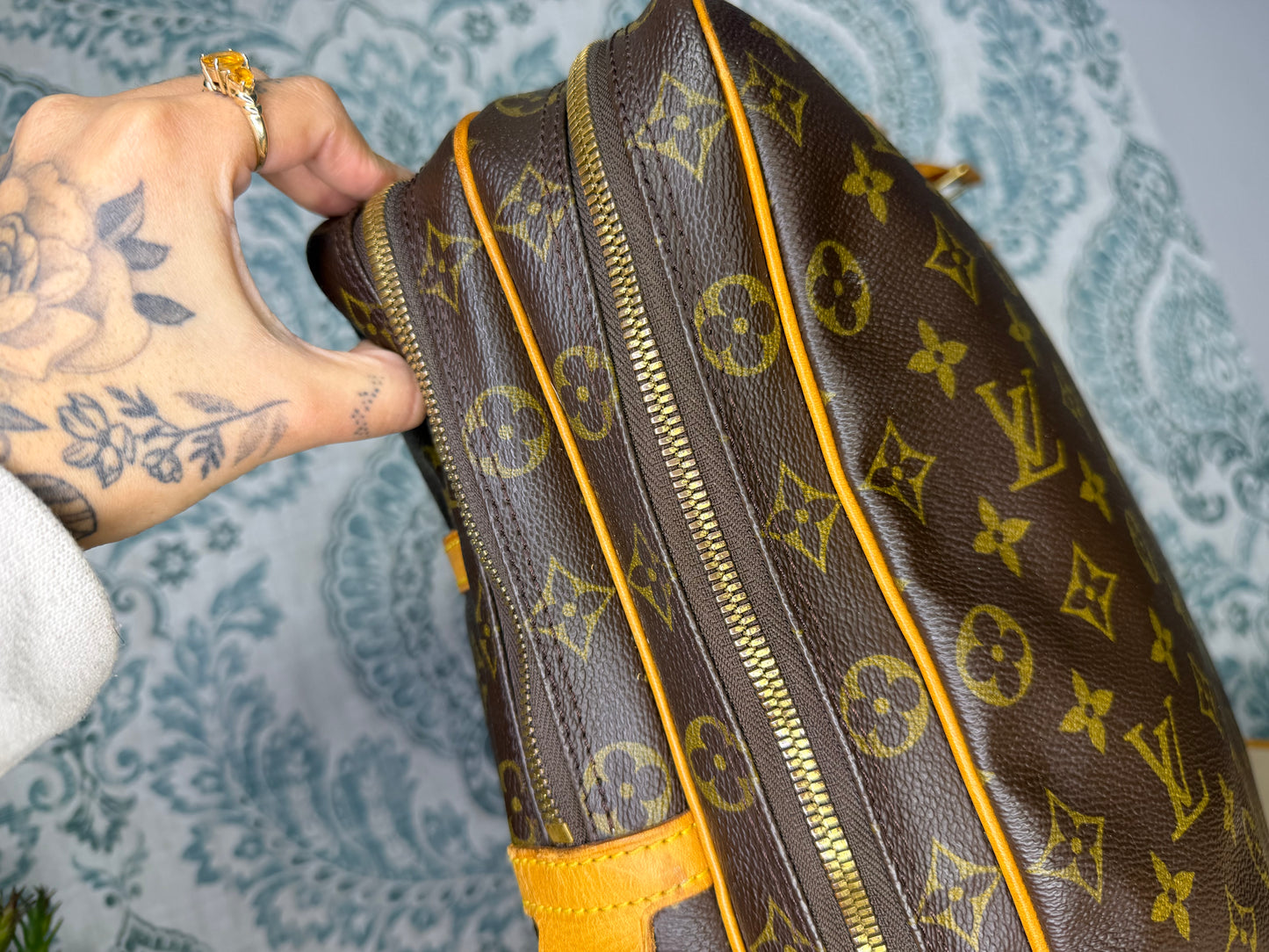 Louis Vuitton Porte Documents Voyage GM