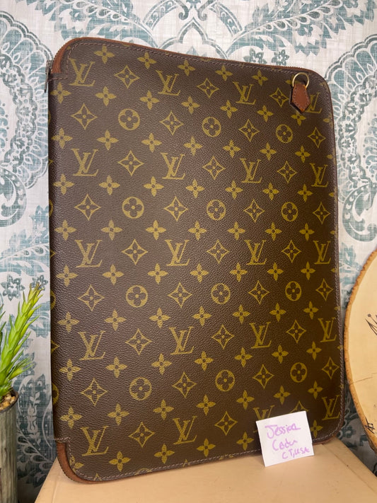 Louis Vuitton Portfolio Vintage Case
