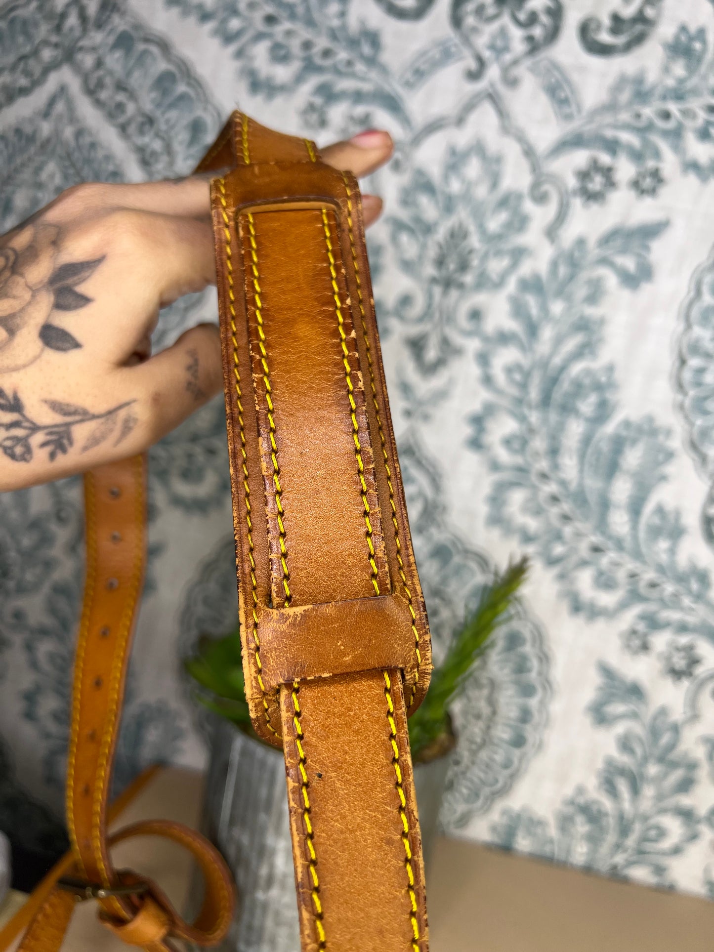 Louis Vuitton Bandouliere Vachetta Strap