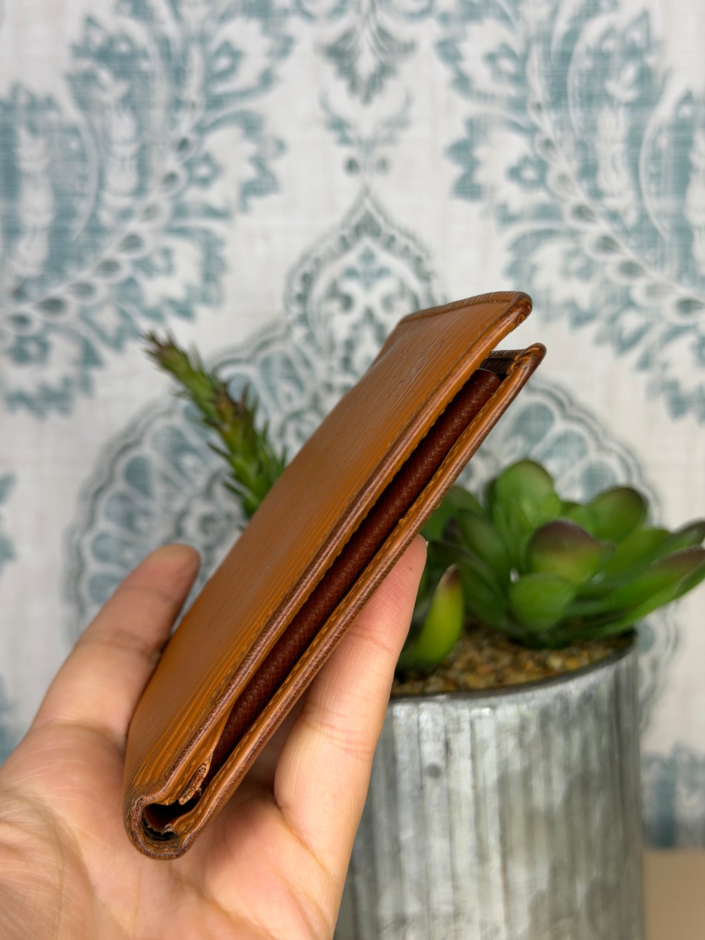 Louis Vuitton Epi Bifold Canelle
