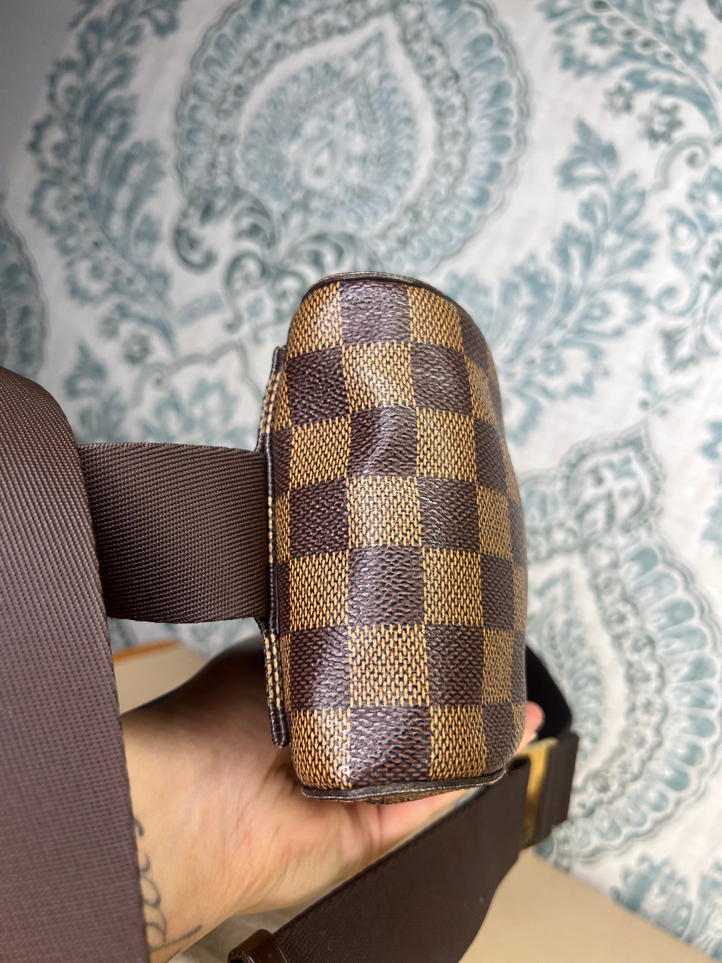 Louis Vuitton Geronimo Sling Bag