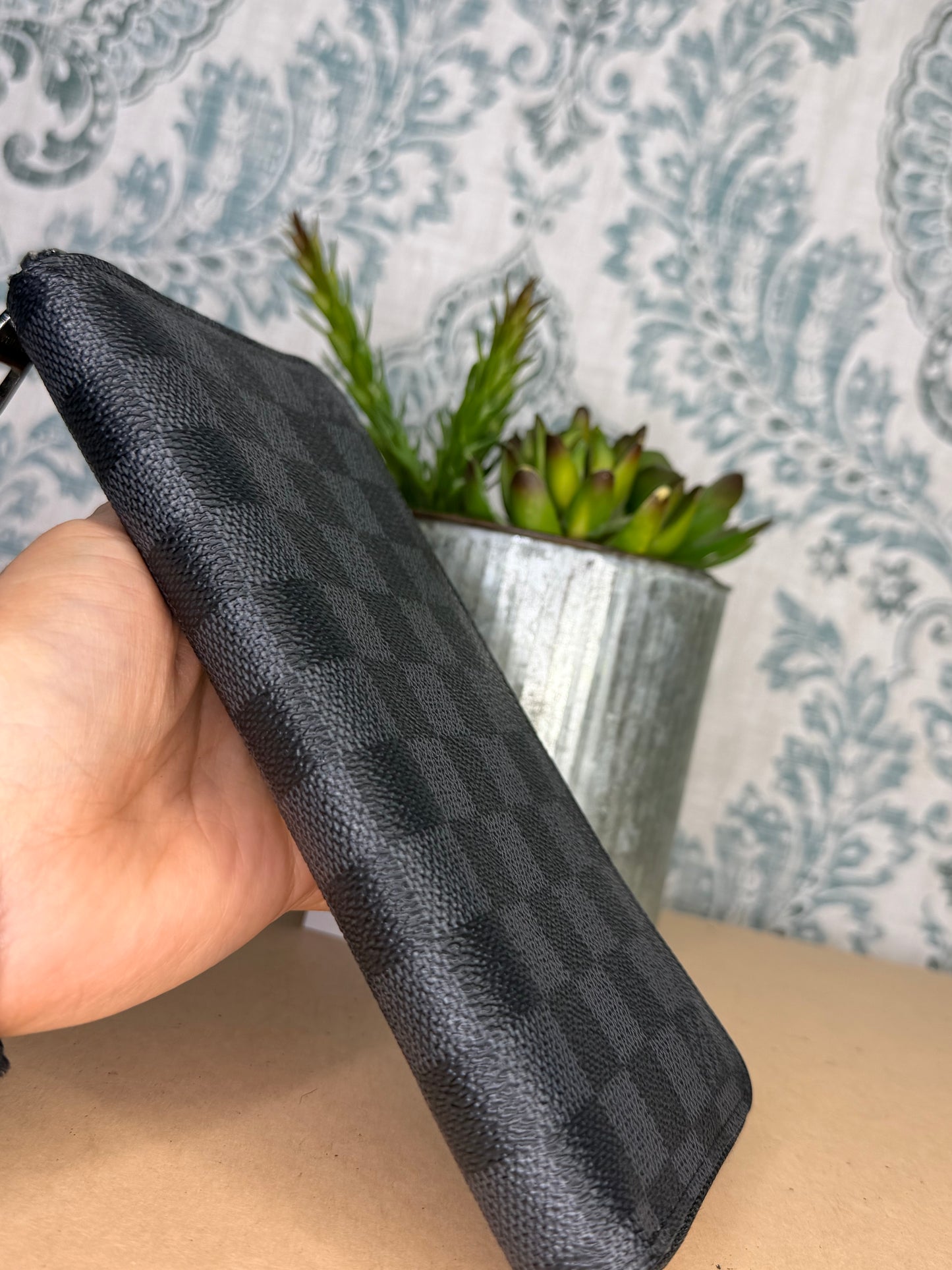 Louis Vuitton Zippy Vertical Wallet