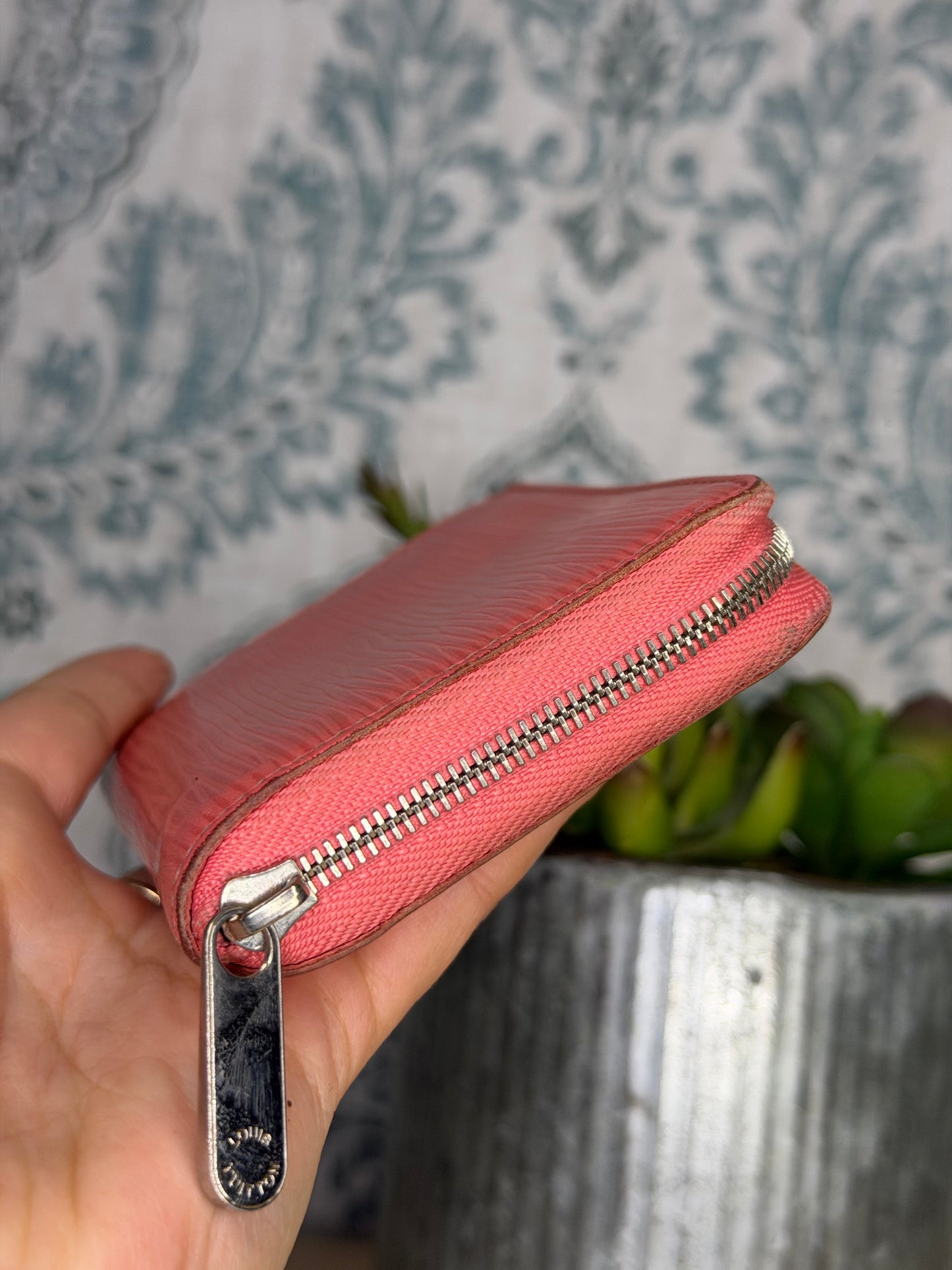 Louis Vuitton Zippy Epi Coin Purse Card Holder Coral