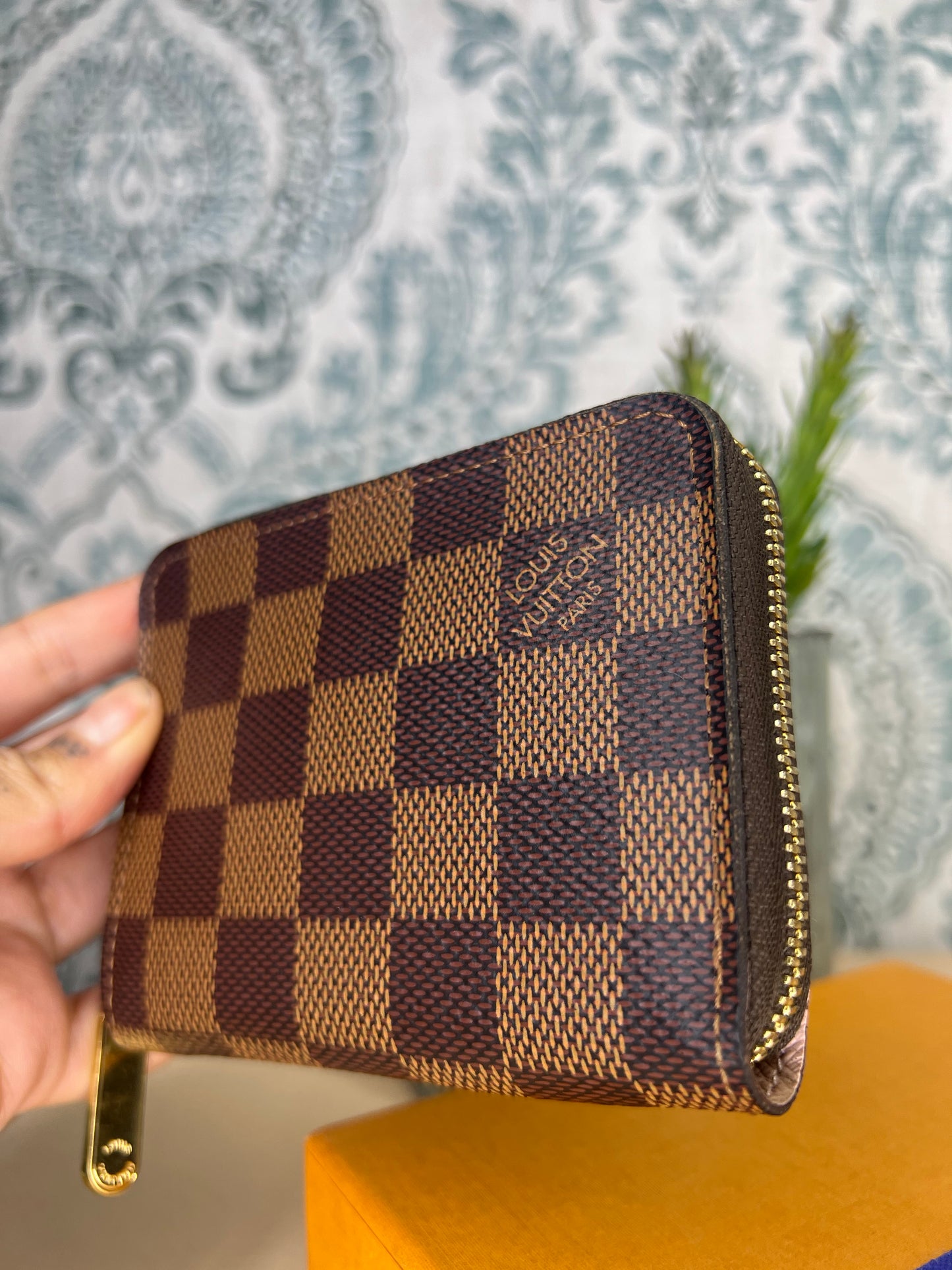 Louis Vuitton Rose Ballerine Zippy Compact Wallet