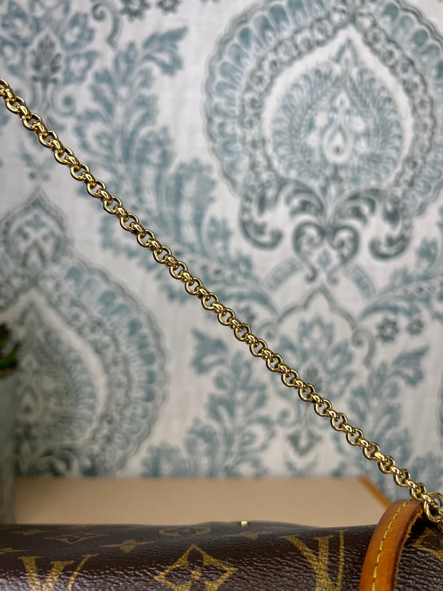 Louis Vuitton Favorite MM