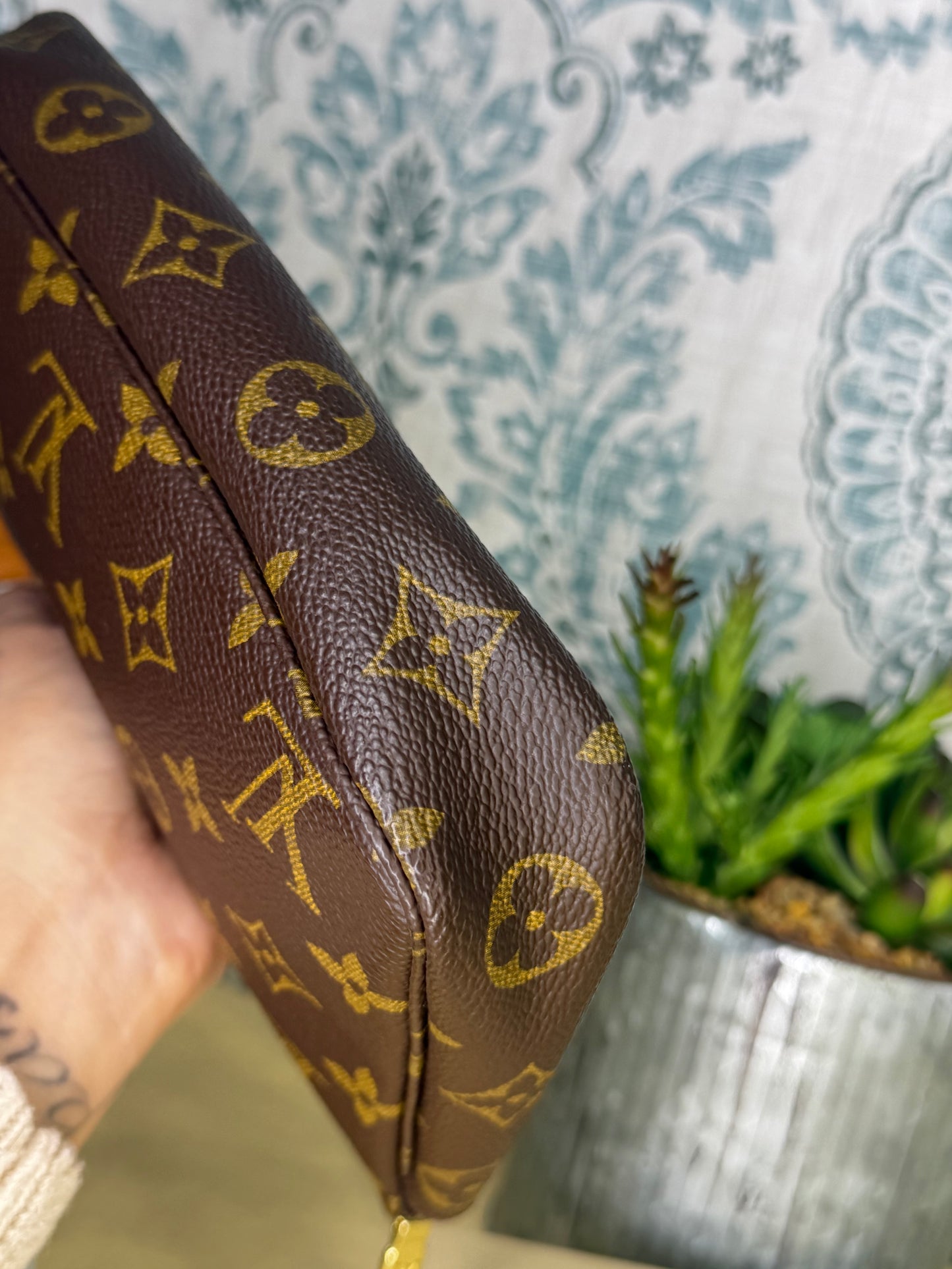 Louis Vuitton Pochette Accessories
