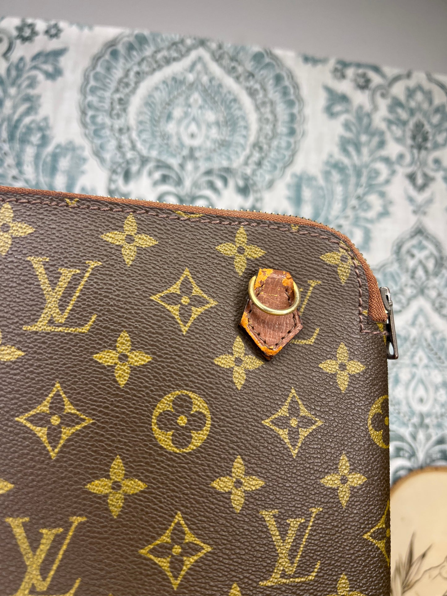 Louis Vuitton Portfolio Vintage Case