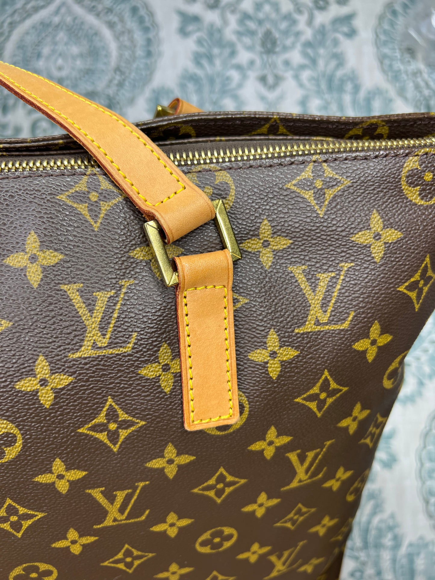 Louis Vuitton Cabas Mezzo