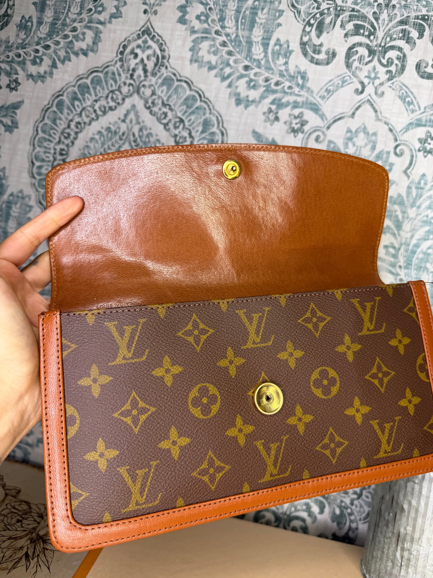 Louis Vuitton Pochette Dame PM Clutch