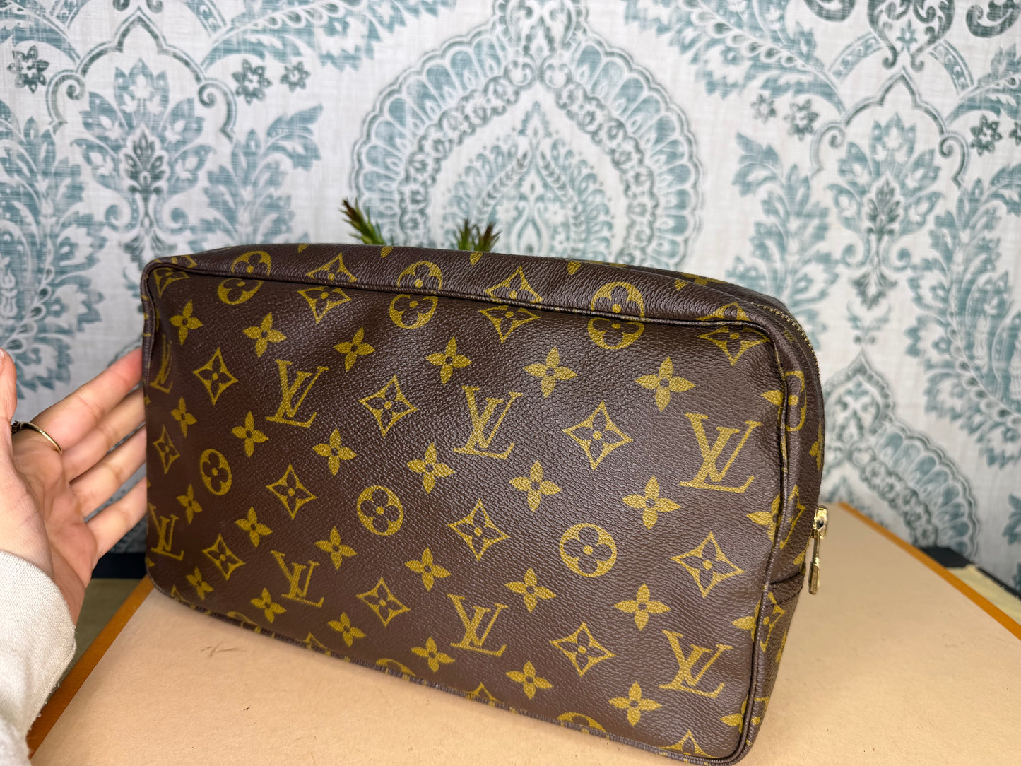 Louis Vuitton Trousse 28