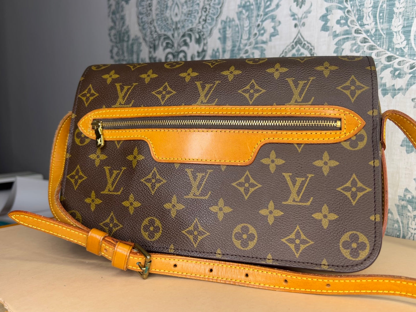 Louis Vuitton Saint Germain 27