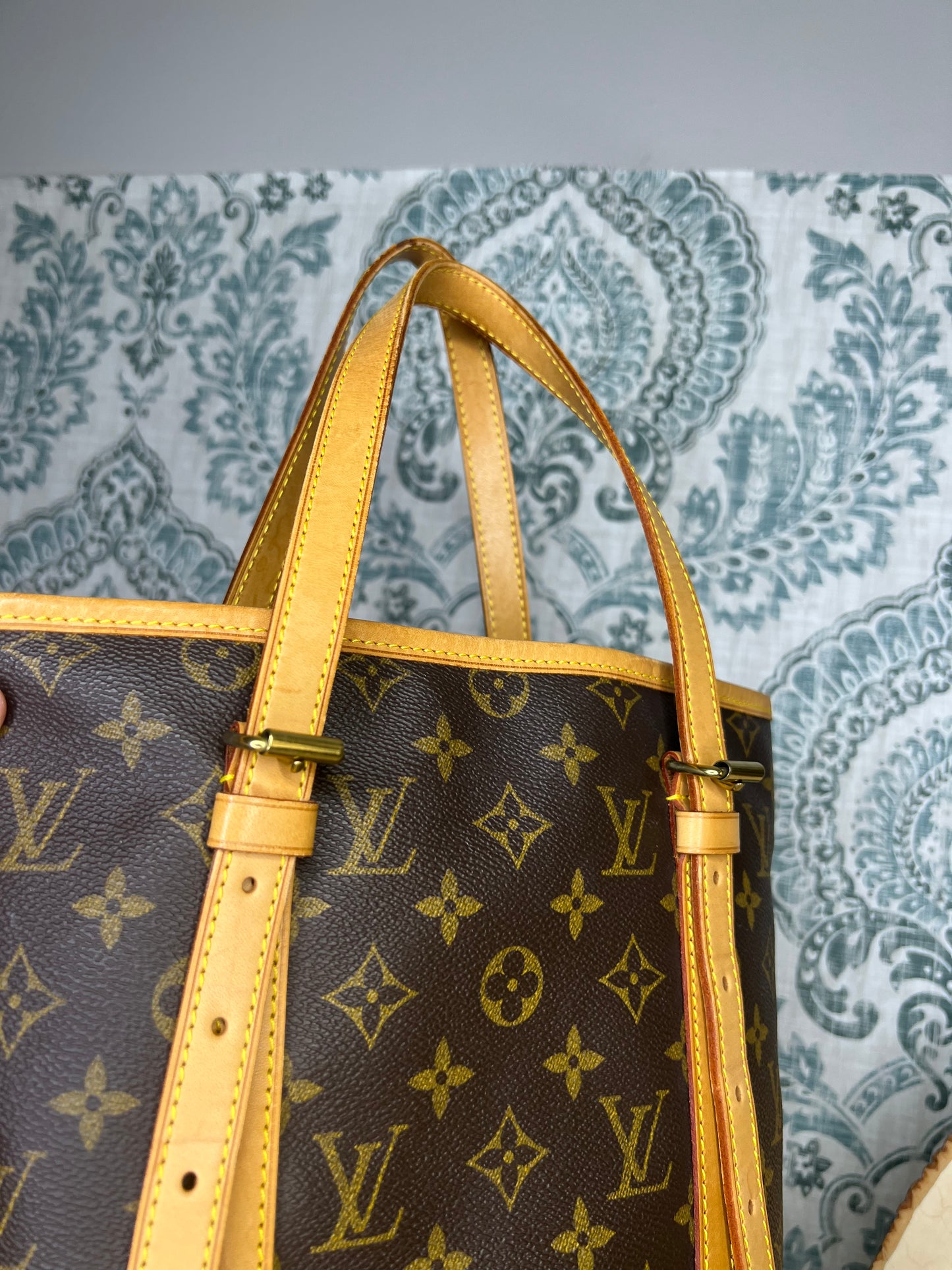 Louis Vuitton Bucket GM