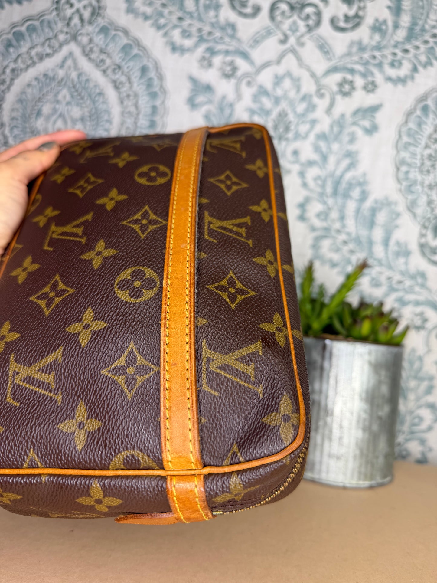 Louis Vuitton Compiegne 23