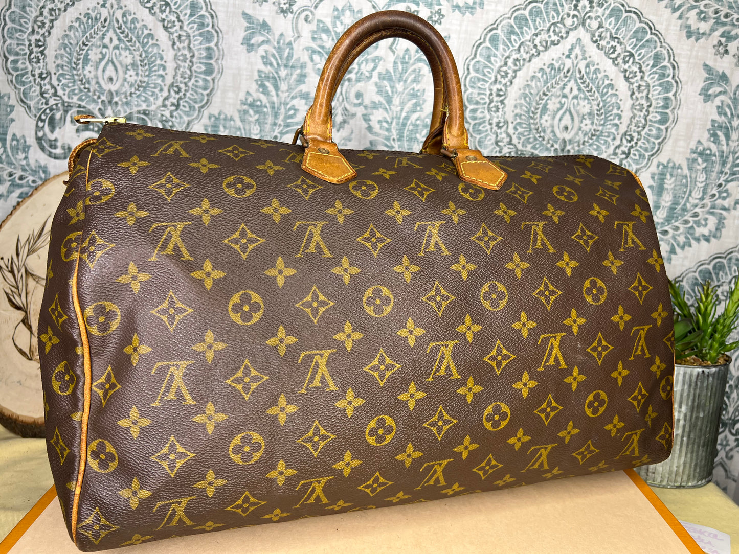 Louis Vuitton Speedy 40