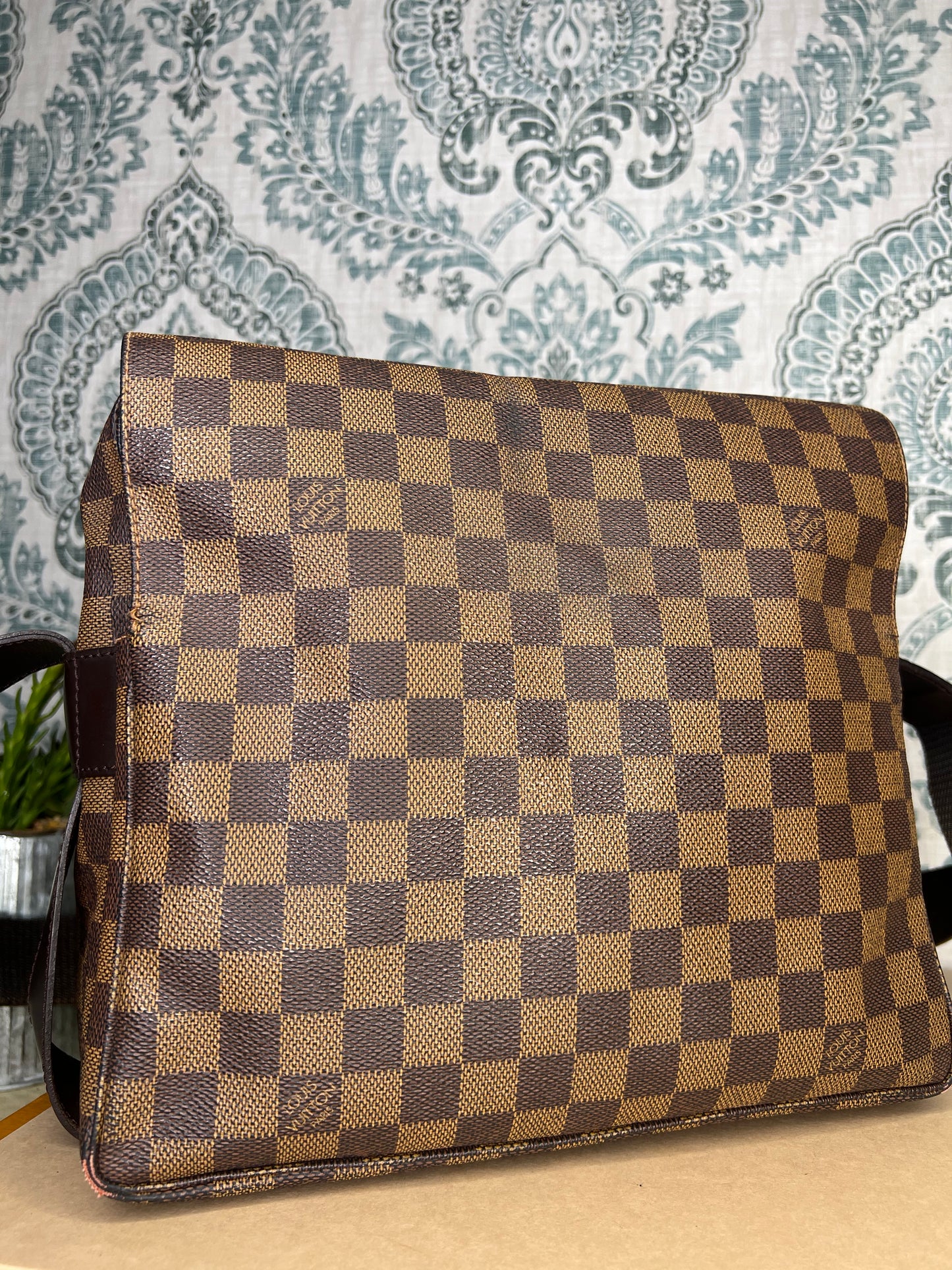 Louis Vuitton Damier Ebene Naviglio