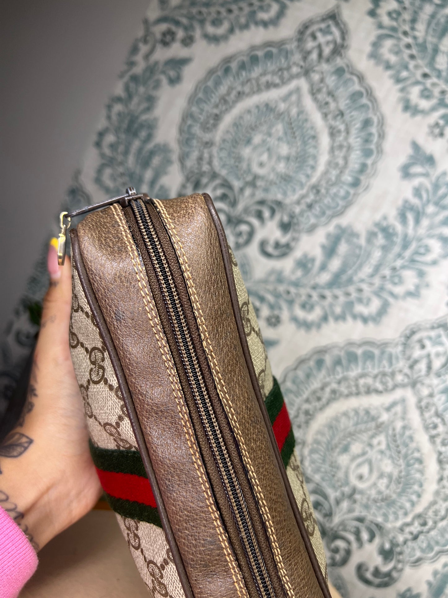 Gucci Supreme Brown Sherry Line Pouch